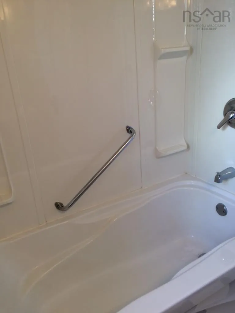5 Victoria Street, Truro Ns B2n 1y5, 4 Bedrooms Bedrooms, ,Residential Income,For Sale,Victoria,202427940