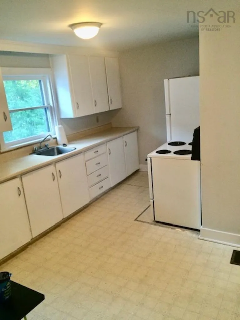 5 Victoria Street, Truro Ns B2n 1y5, 4 Bedrooms Bedrooms, ,Residential Income,For Sale,Victoria,202427940