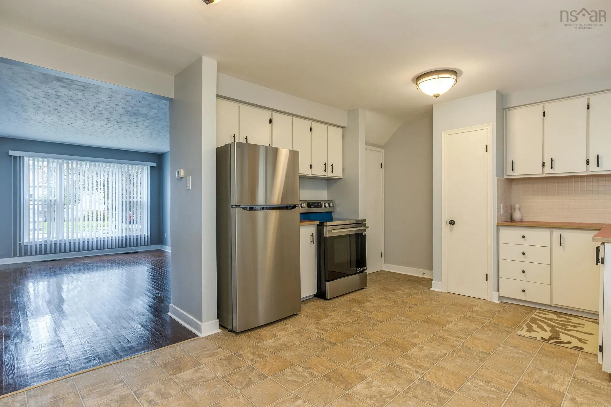 19-19 A Westwood Drive, Dartmouth, NS B2X 1Y3, ,Residential Income,For Sale,Westwood,202525666