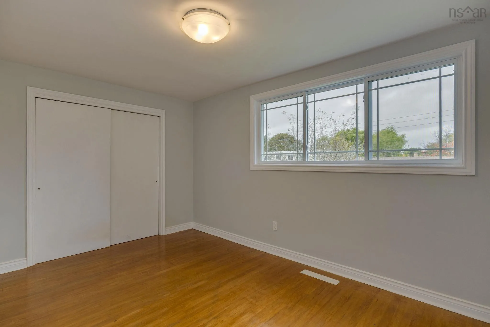 19-19 A Westwood Drive, Dartmouth, NS B2X 1Y3, ,Residential Income,For Sale,Westwood,202525666