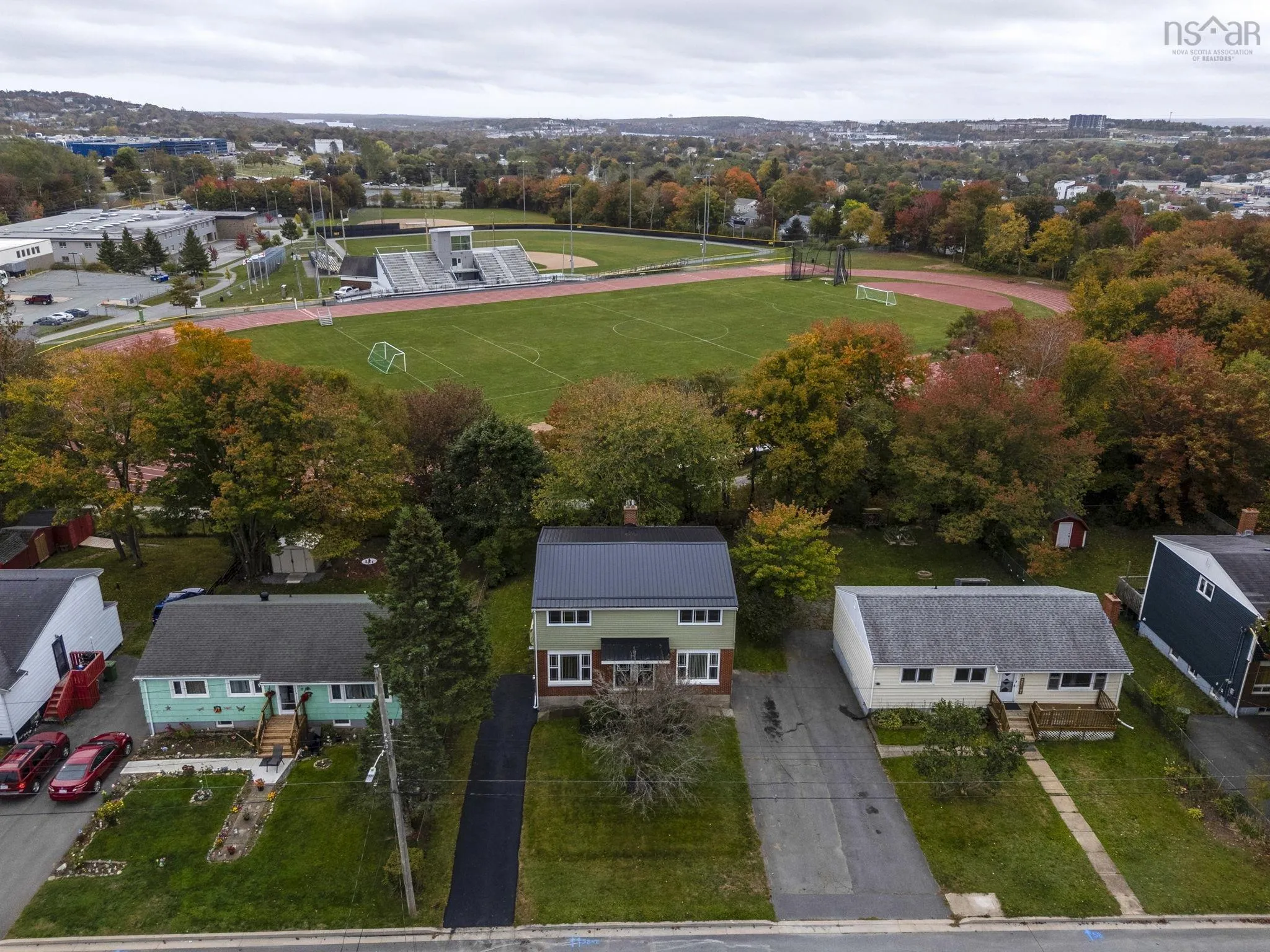 19-19 A Westwood Drive, Dartmouth, NS B2X 1Y3, ,Residential Income,For Sale,Westwood,202525666