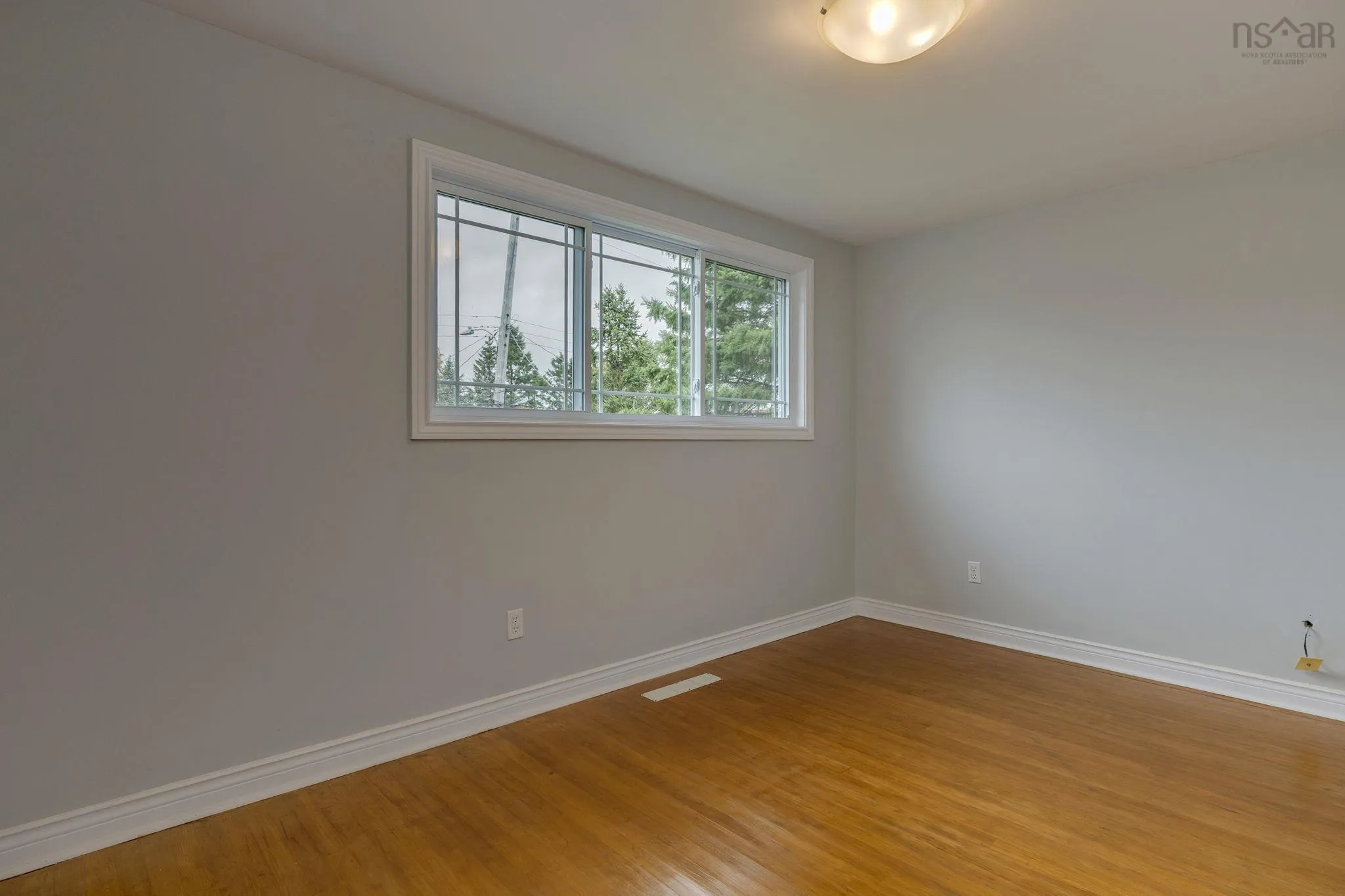 19-19 A Westwood Drive, Dartmouth, NS B2X 1Y3, ,Residential Income,For Sale,Westwood,202525666