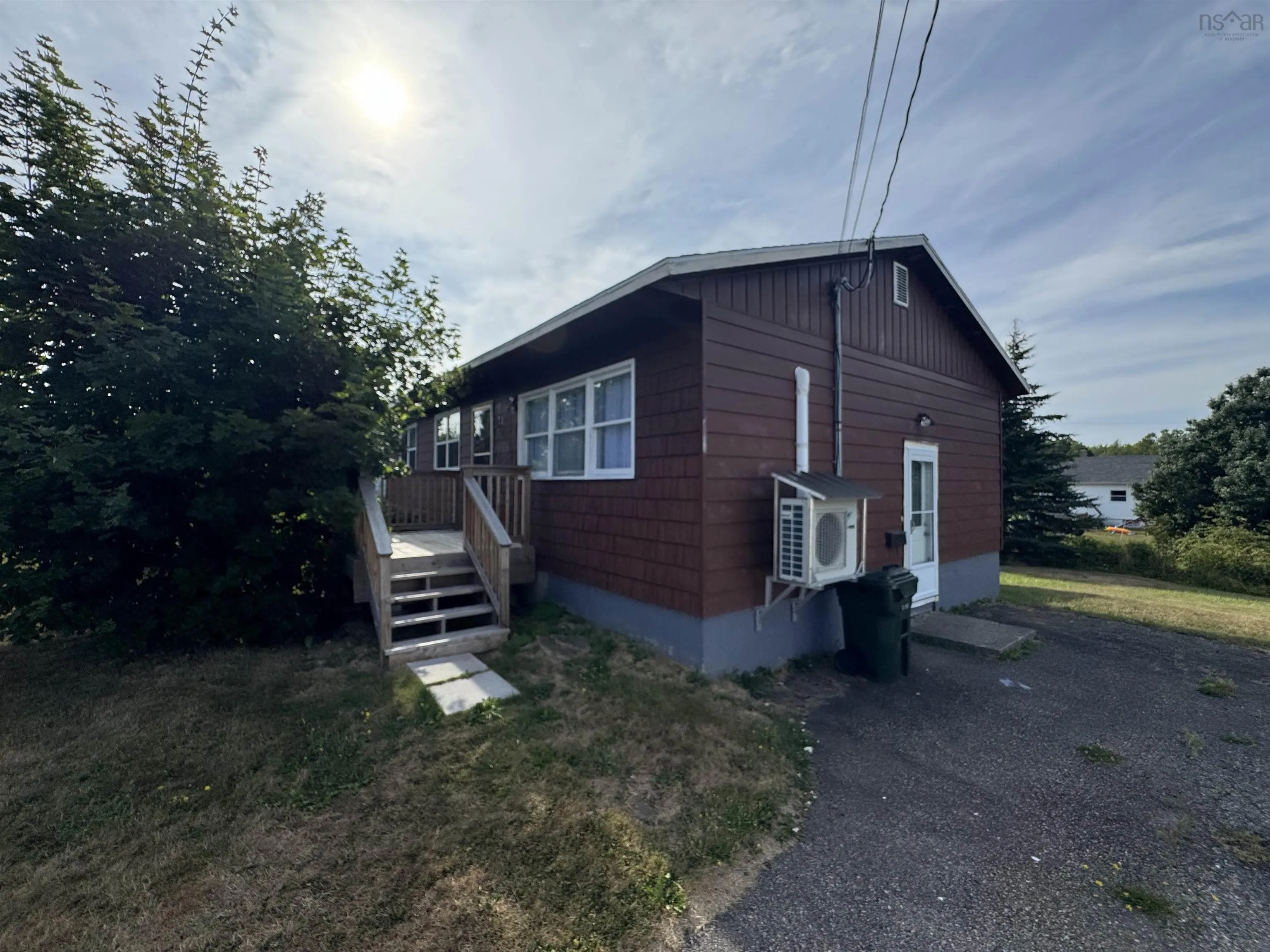 21 Halliday Street, Westmount, NS B1R 2A8, 2 Bedrooms Bedrooms, ,1 BathroomBathrooms,Residential,For Sale,Halliday,202520864
