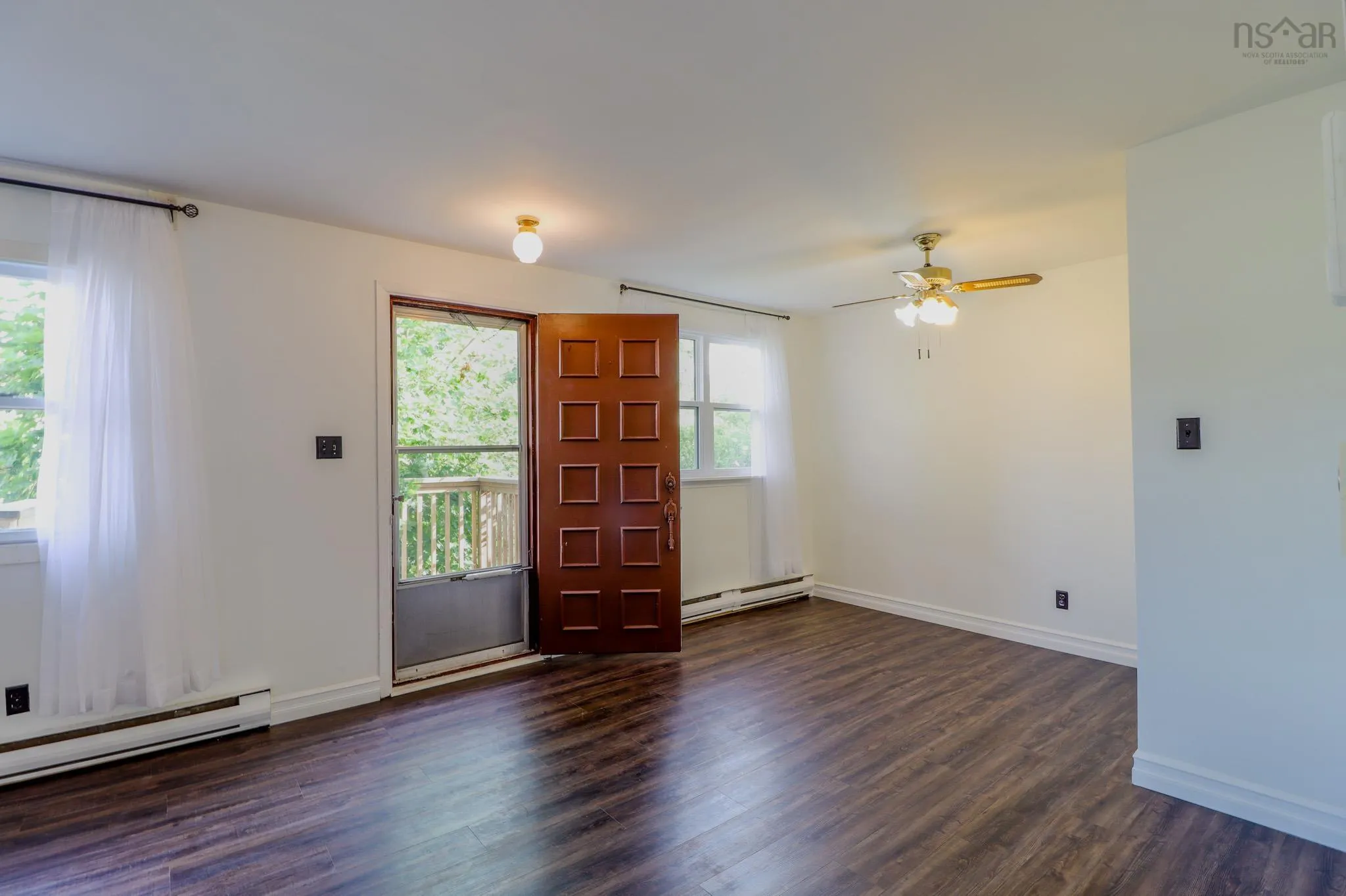 21 Halliday Street, Westmount, NS B1R 2A8, 2 Bedrooms Bedrooms, ,1 BathroomBathrooms,Residential,For Sale,Halliday,202520864