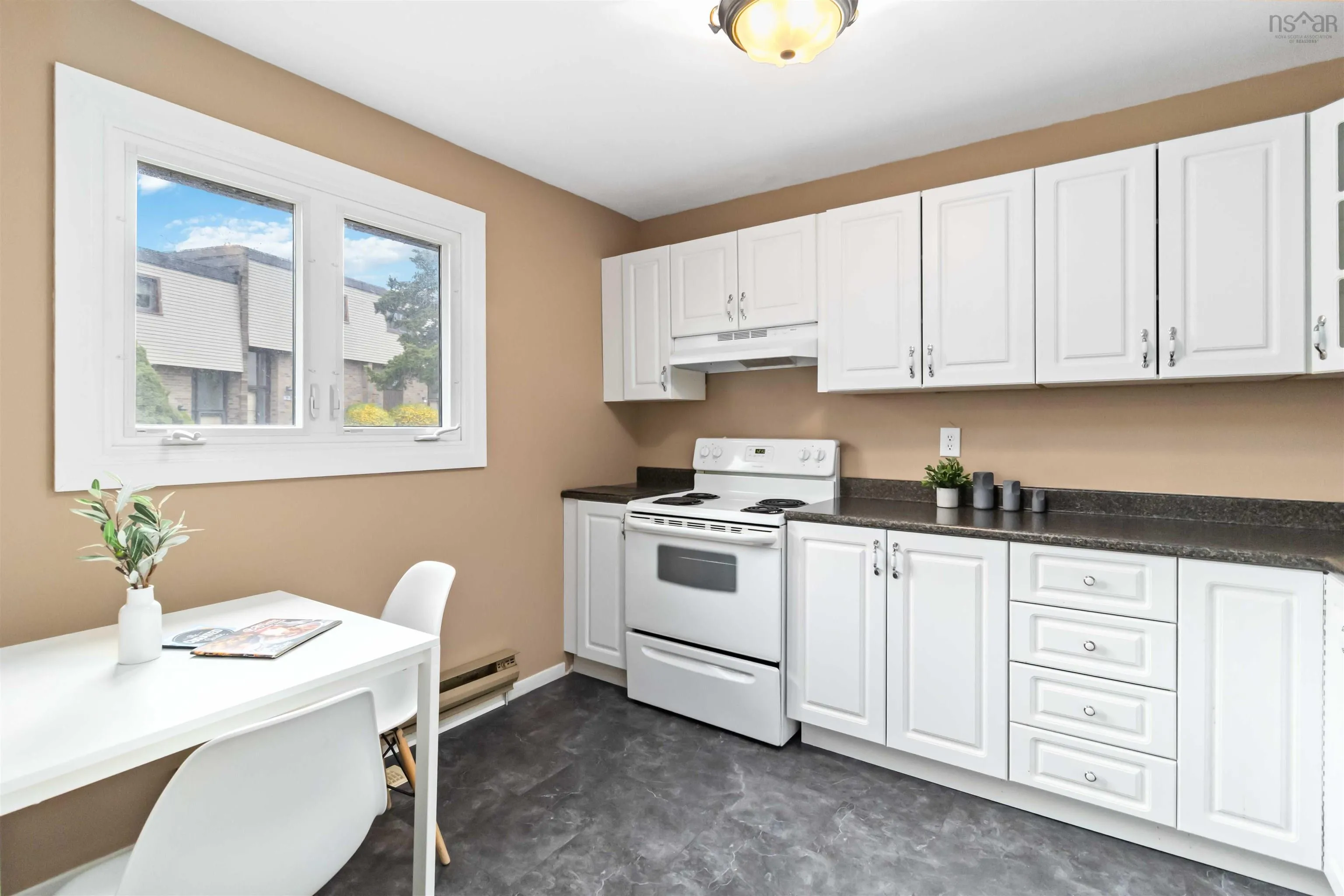 4 Forestside Crescent, Halifax Ns B3m 1m4, 3 Bedrooms Bedrooms, ,2 BathroomsBathrooms,Residential,For Sale,Forestside,202510483