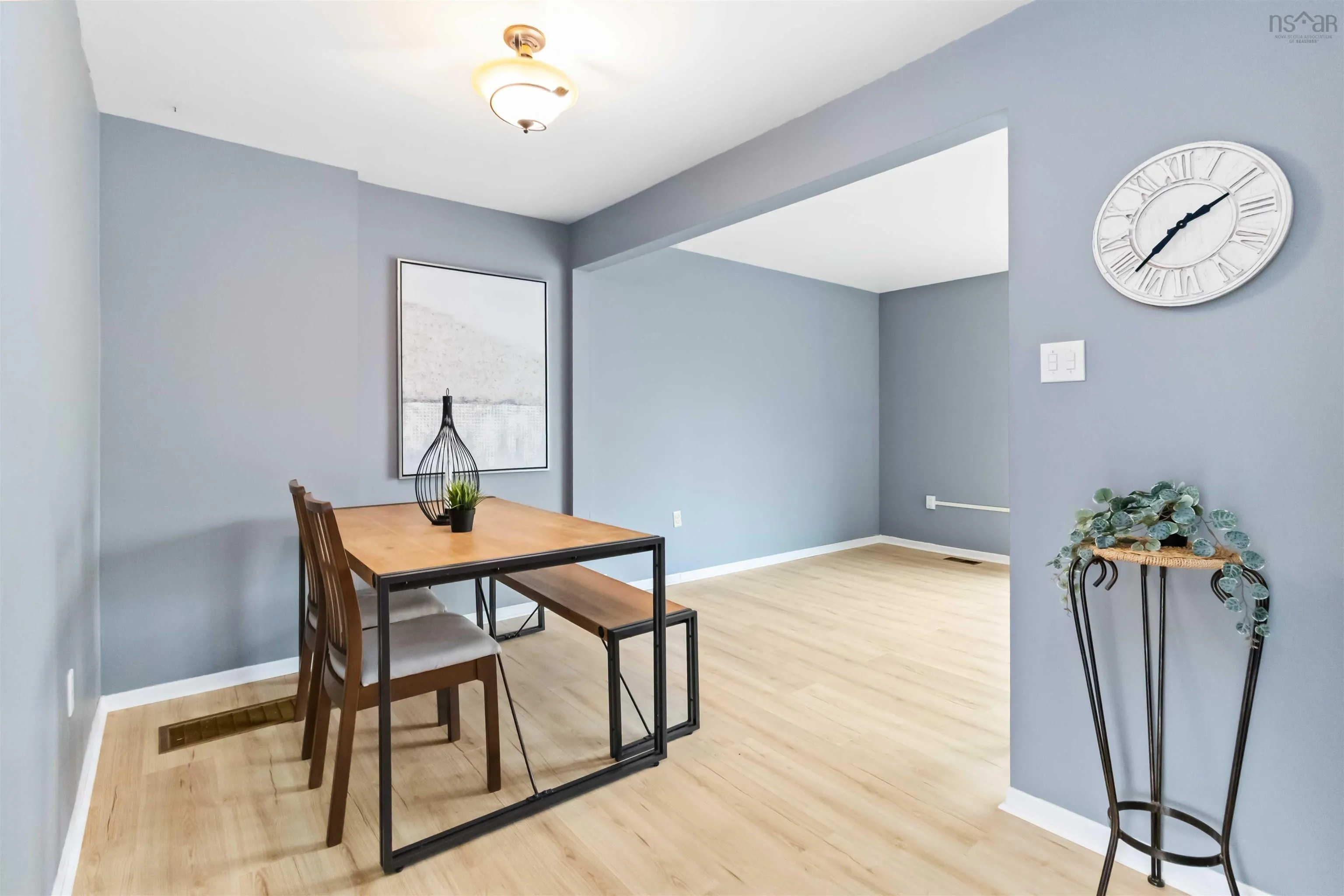 4 Forestside Crescent, Halifax Ns B3m 1m4, 3 Bedrooms Bedrooms, ,2 BathroomsBathrooms,Residential,For Sale,Forestside,202510483
