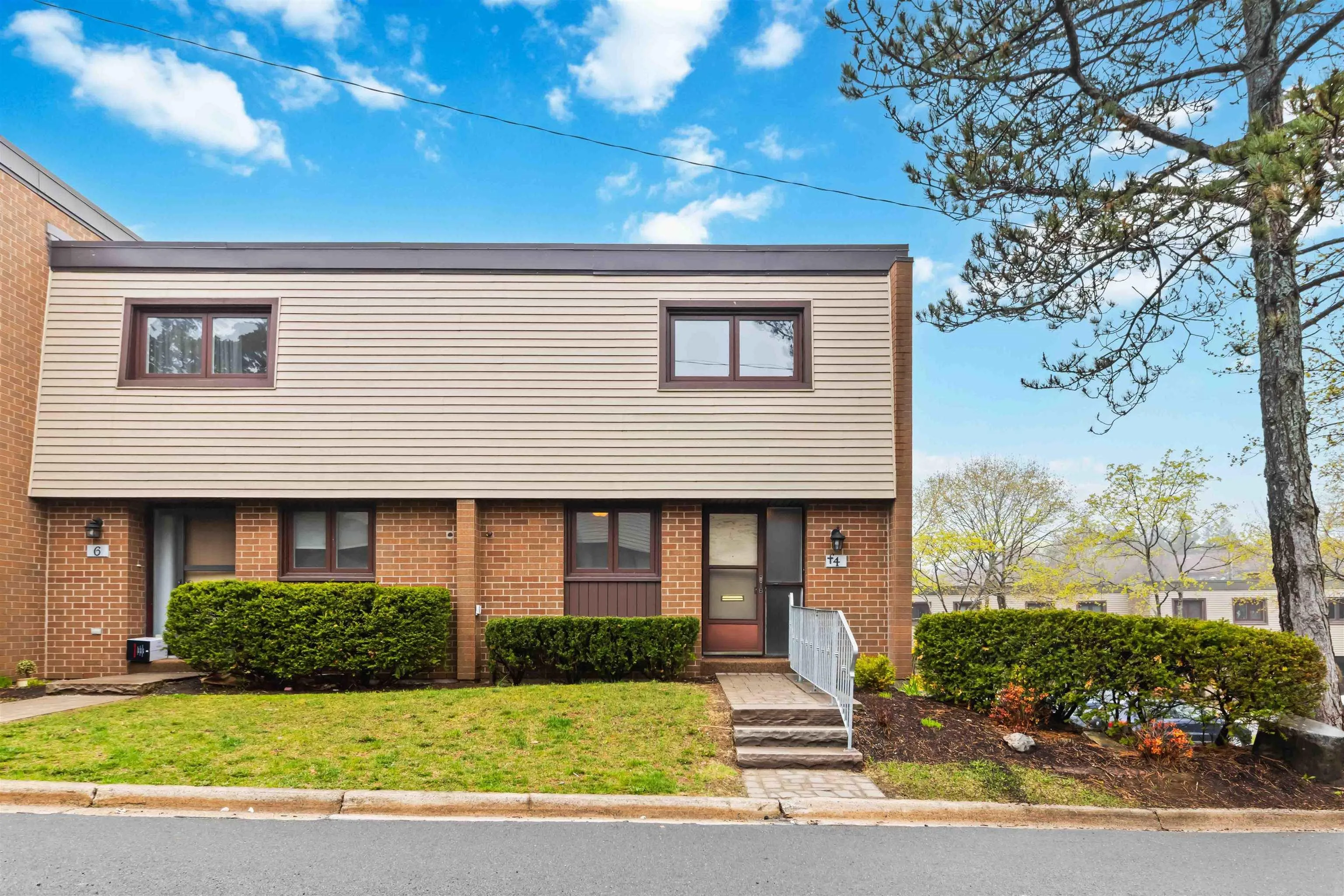 4 Forestside Crescent, Halifax Ns B3m 1m4, 3 Bedrooms Bedrooms, ,2 BathroomsBathrooms,Residential,For Sale,Forestside,202510483