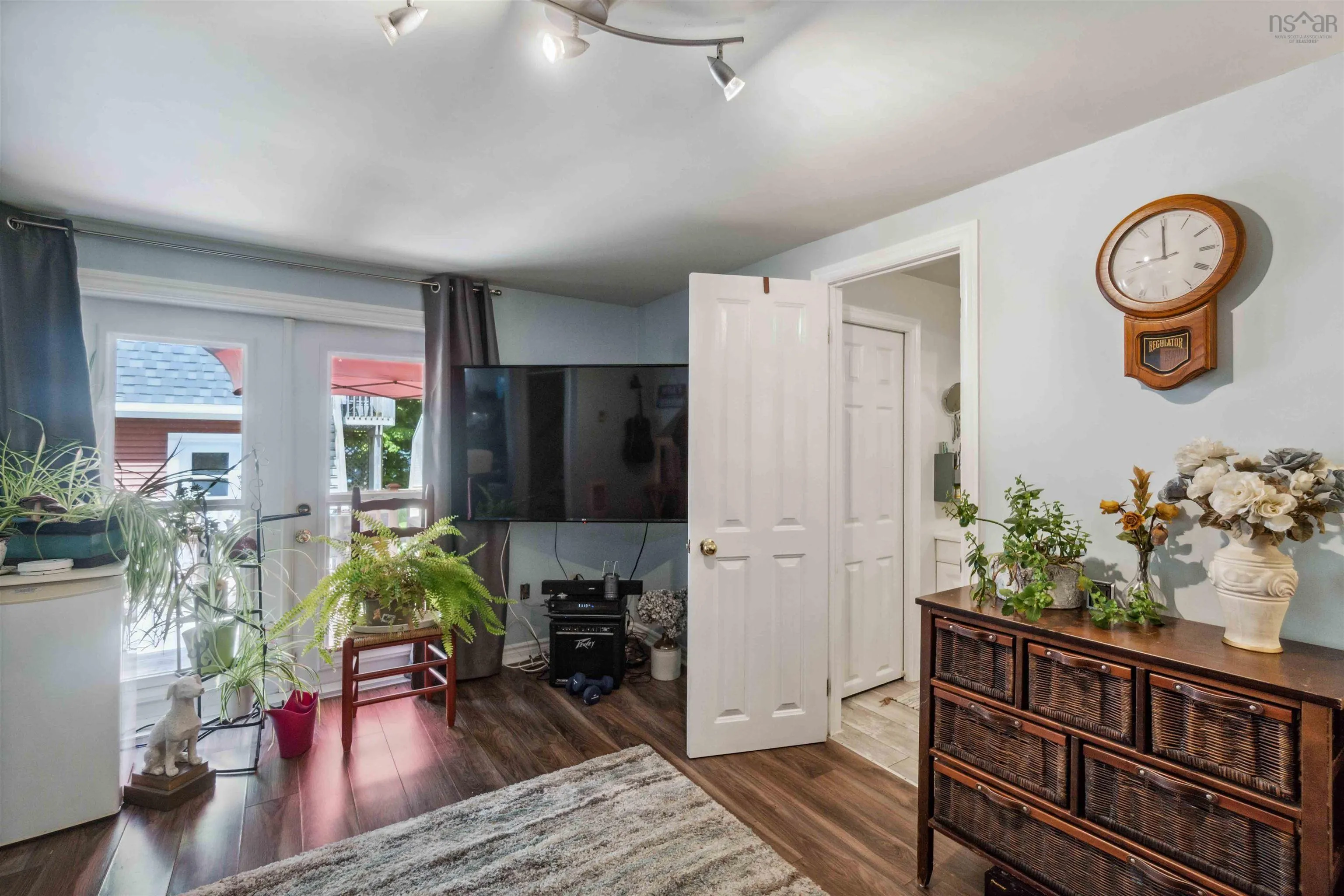 9757 Main Street, Canning Ns B0p 1h0, ,Commercial Sale,For Sale,Main,202412500