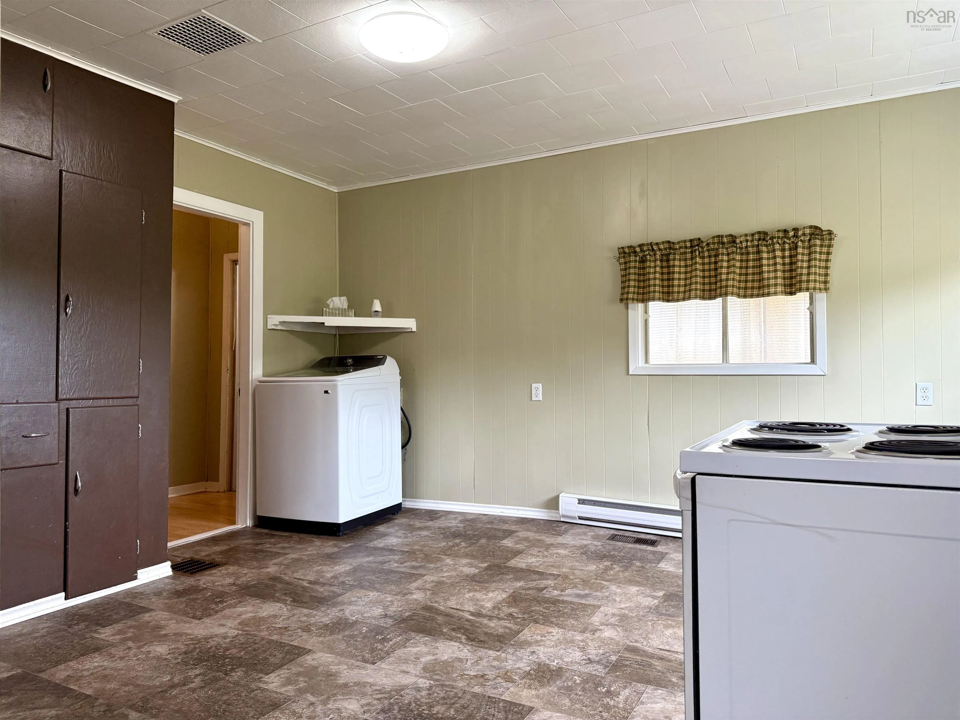 3192 302 Highway, Maccan, NS B0L 1B0, 5 Bedrooms Bedrooms, ,3 BathroomsBathrooms,Residential,For Sale,302,202521921