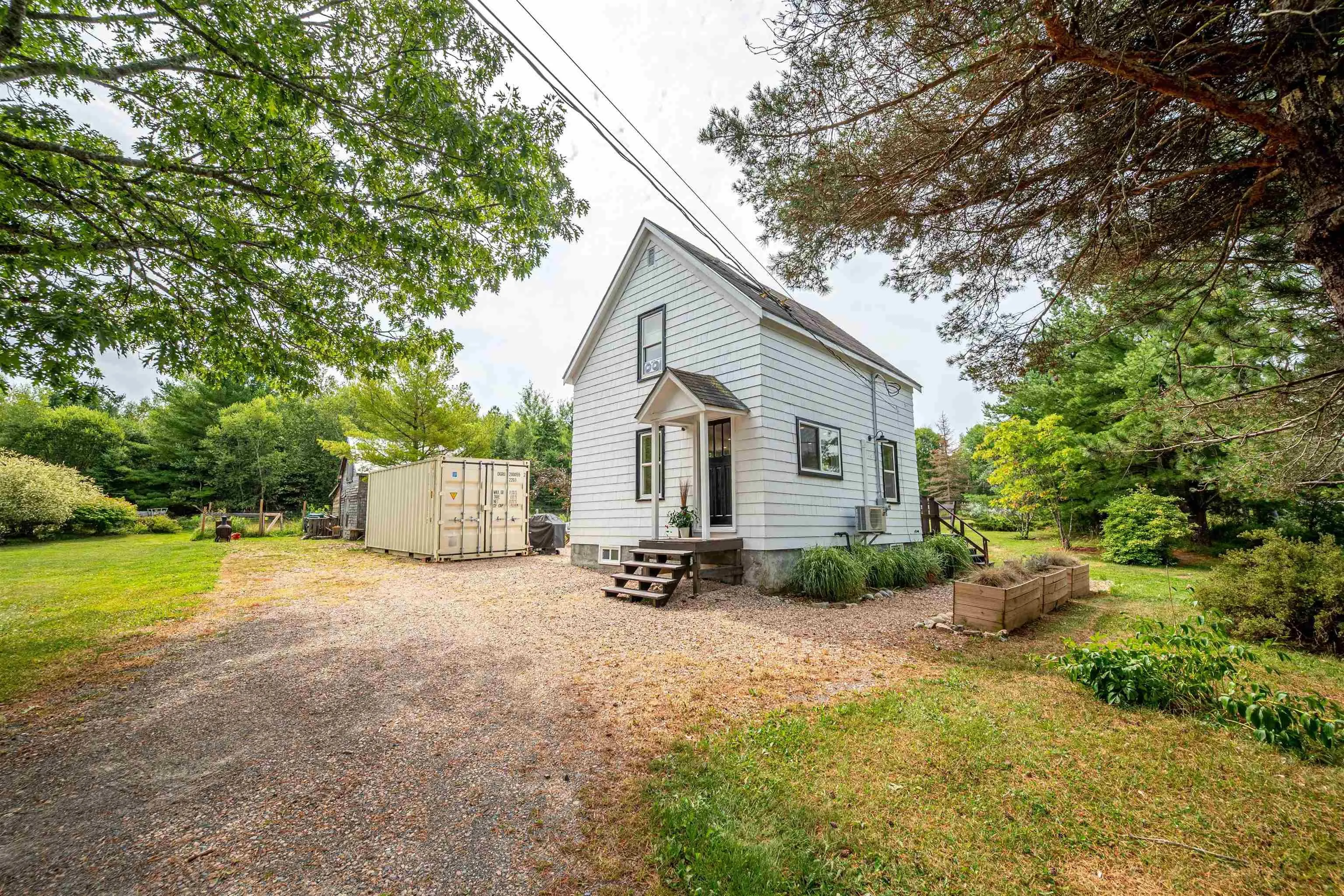 1161 Falmouth Back Road, Upper Falmouth, NS B0P 1P0, 1 Bedroom Bedrooms, ,1 BathroomBathrooms,Residential,For Sale,Falmouth Back,202520190