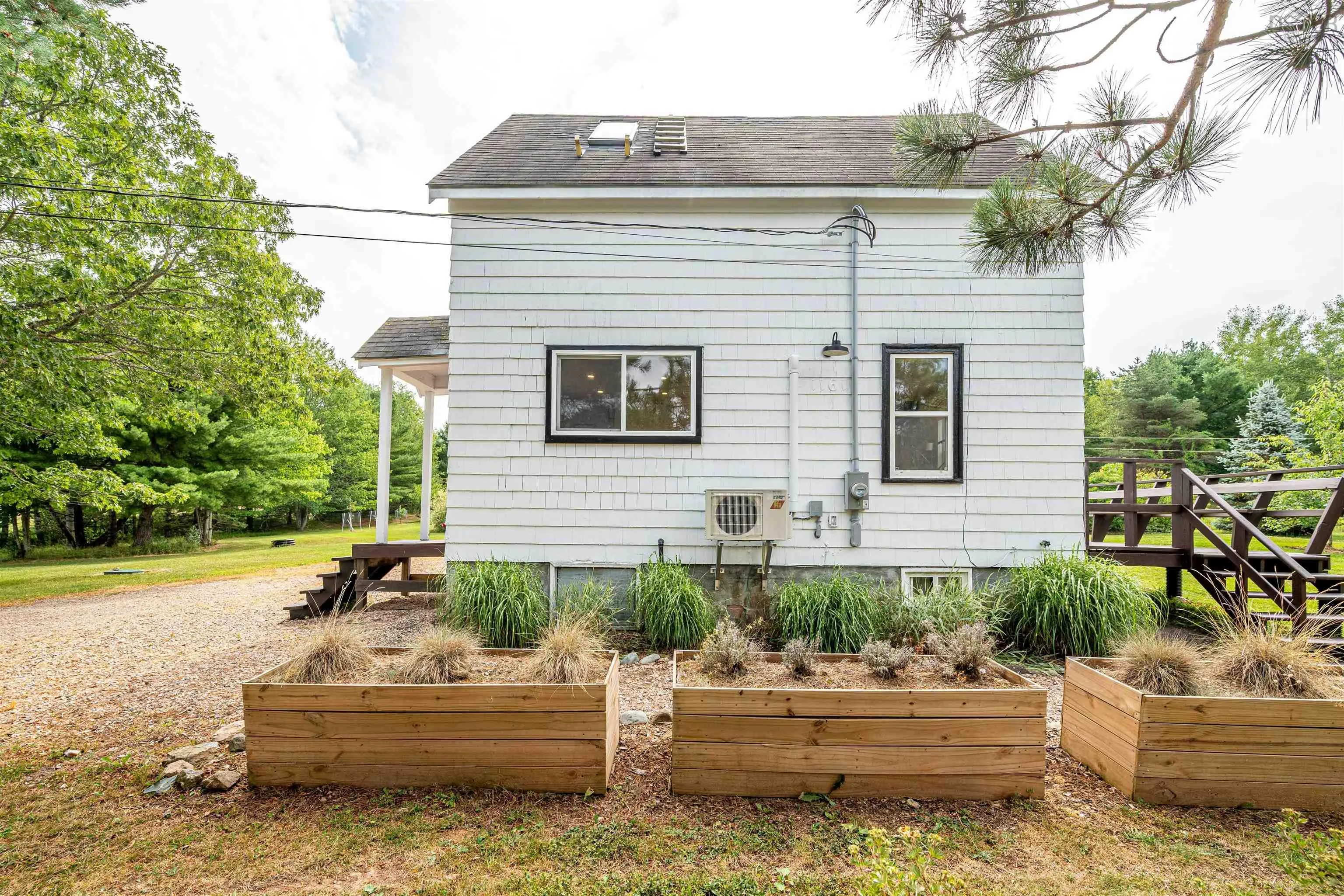 1161 Falmouth Back Road, Upper Falmouth, NS B0P 1P0, 1 Bedroom Bedrooms, ,1 BathroomBathrooms,Residential,For Sale,Falmouth Back,202520190