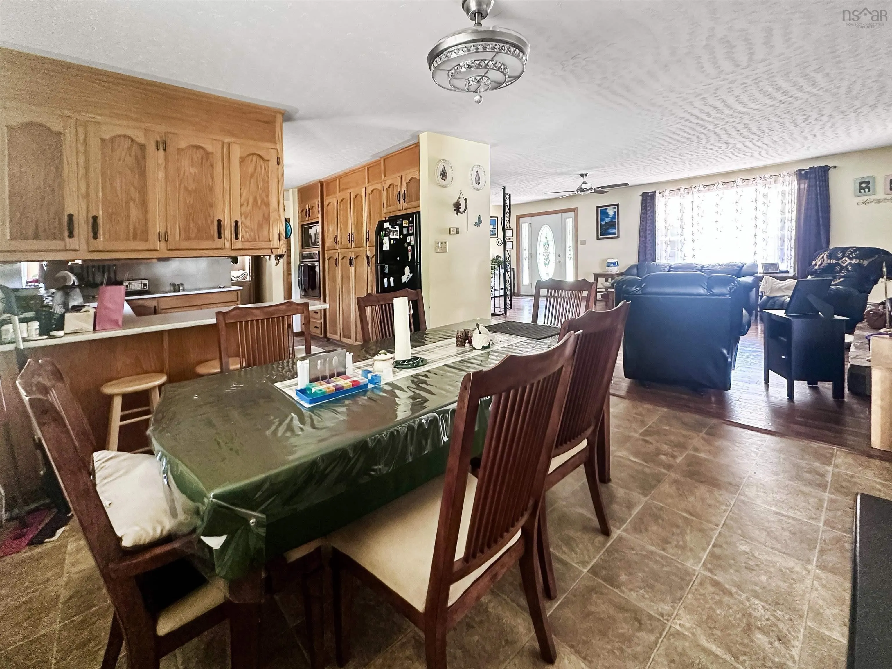 352 Lawrence Road, Rockland, NS B0P 1E0, 4 Bedrooms Bedrooms, ,3 BathroomsBathrooms,Residential,For Sale,Lawrence,202519698