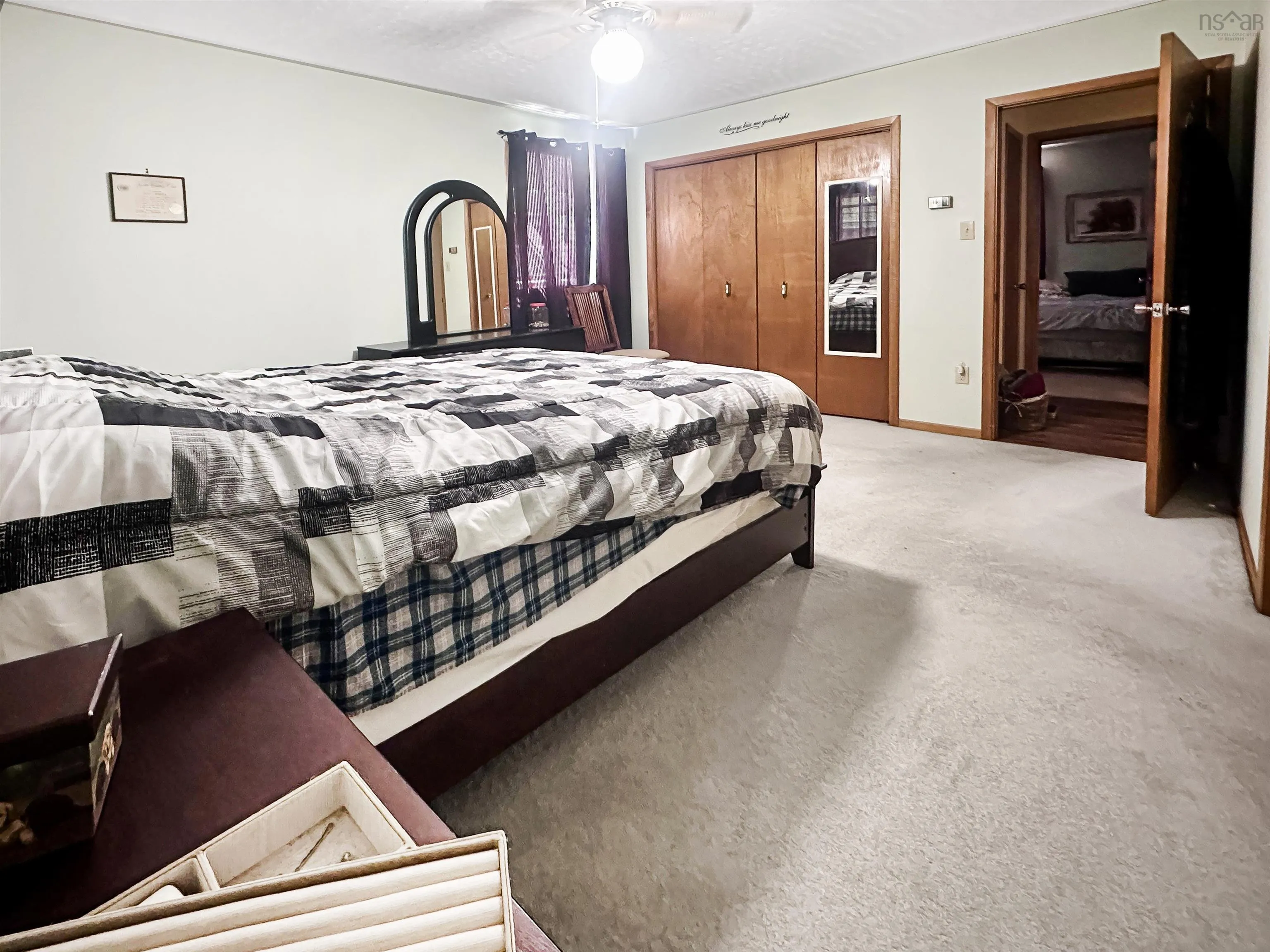 352 Lawrence Road, Rockland, NS B0P 1E0, 4 Bedrooms Bedrooms, ,3 BathroomsBathrooms,Residential,For Sale,Lawrence,202519698