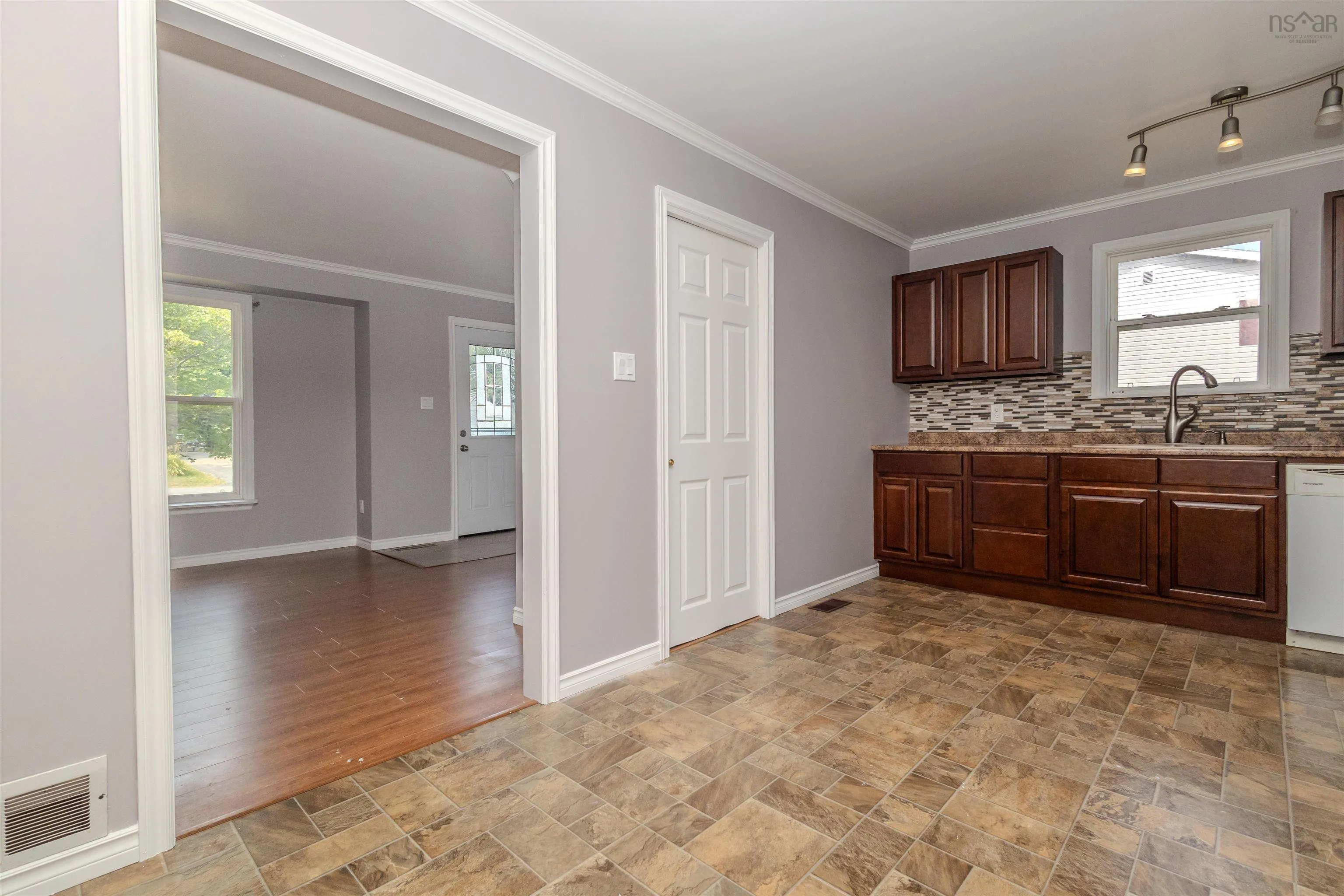 17 Hillcrest Drive, Coxheath, NS B1R 1V1, 2 Bedrooms Bedrooms, ,1 BathroomBathrooms,Residential,For Sale,Hillcrest,202520964