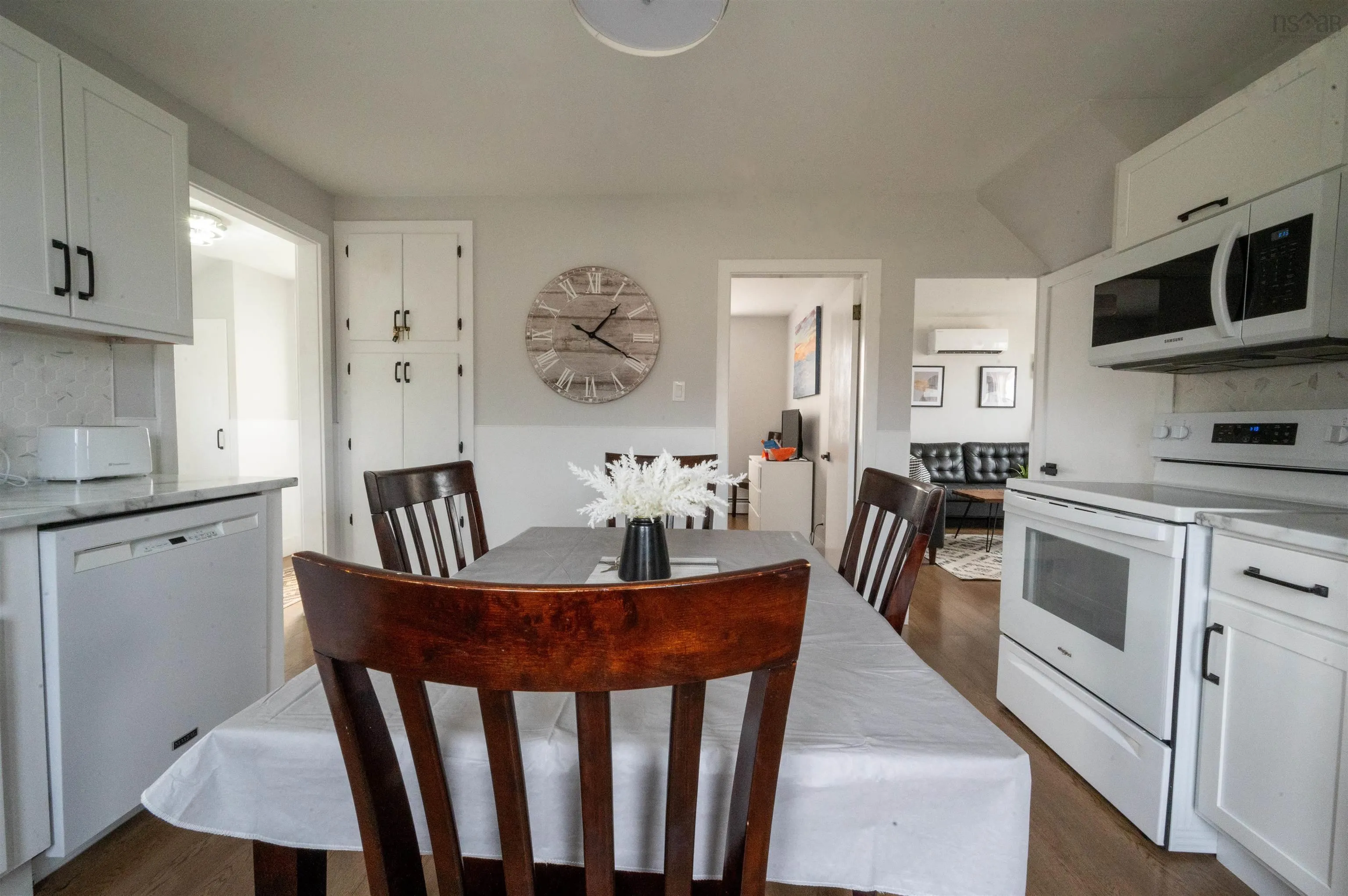 9 Chemin De Susanne Road, Chéticamp, NS B0E 1H0, 3 Bedrooms Bedrooms, ,1 BathroomBathrooms,Residential,For Sale,Chemin De Susanne,202520025