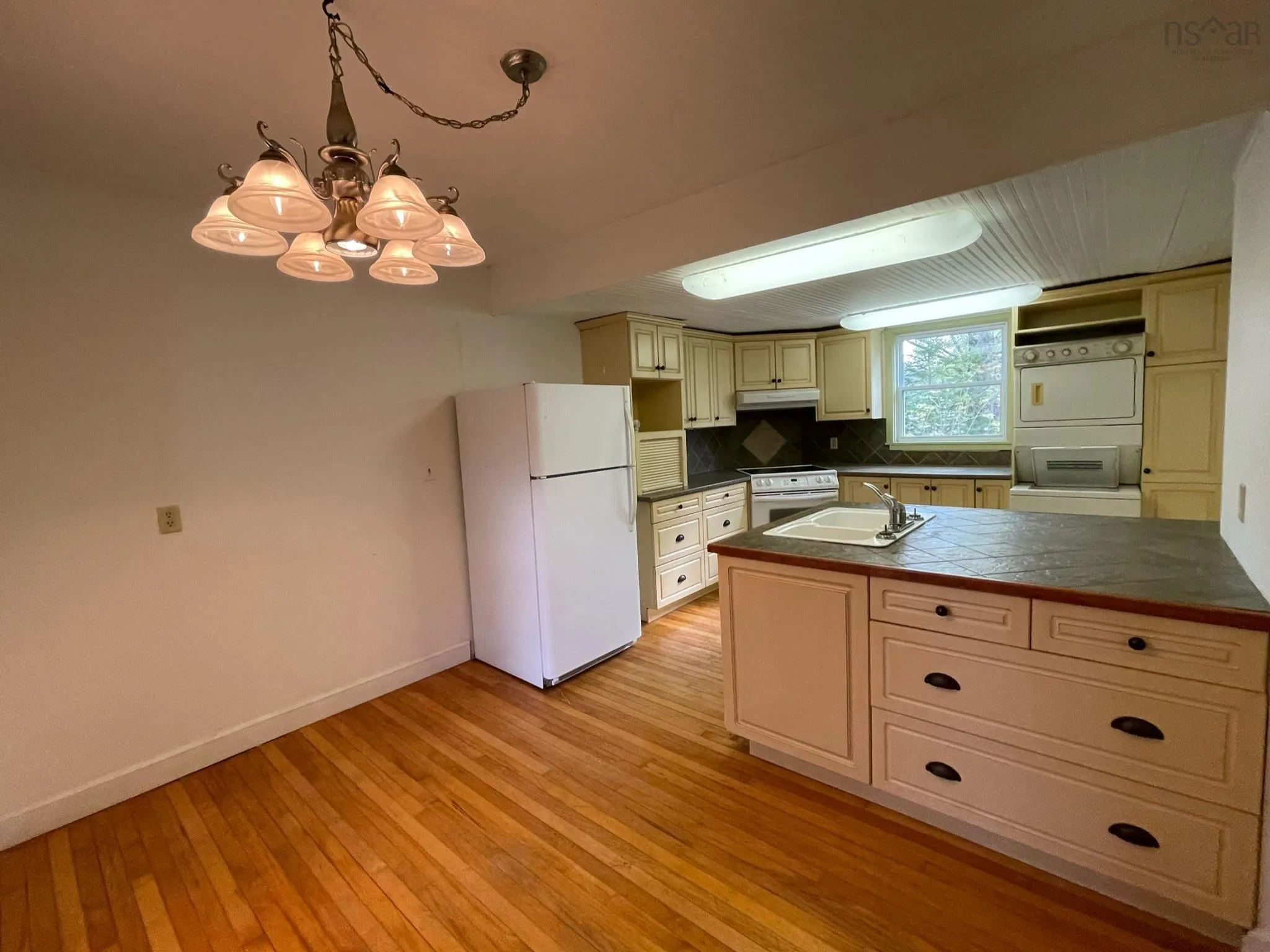 2532 Highway 1, Aylesford, NS B0P 1C0, 6 Bedrooms Bedrooms, ,Residential Income,For Sale,Highway 1,202518672
