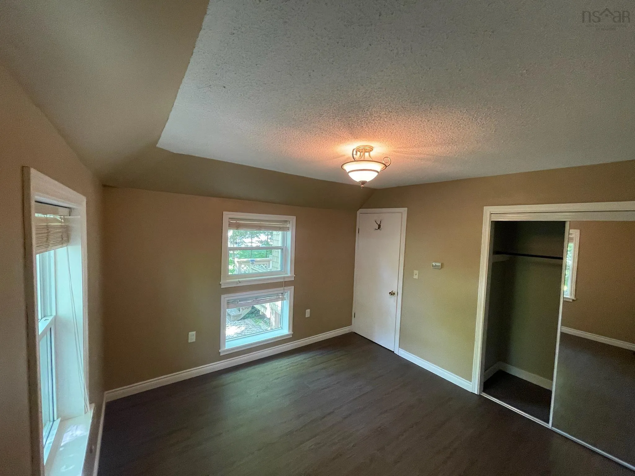 2532 Highway 1, Aylesford, NS B0P 1C0, 6 Bedrooms Bedrooms, ,Residential Income,For Sale,Highway 1,202518672