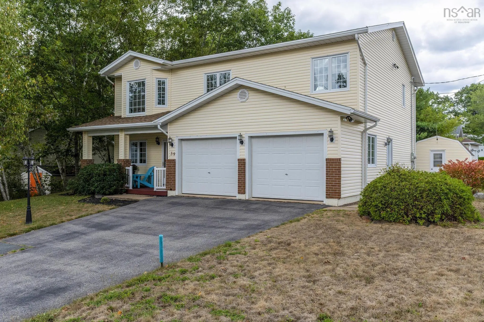 39 Ridgecrest Drive, Bridgewater, NS B4V 3V8, 5 Bedrooms Bedrooms, ,3 BathroomsBathrooms,Residential,For Sale,Ridgecrest Drive,202521981