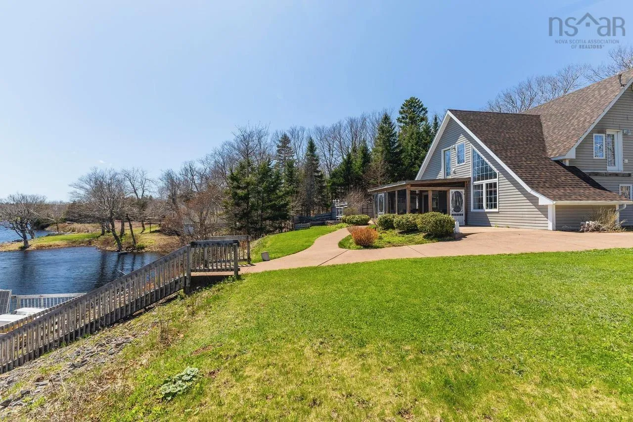 344 Hart Lake Road, Hart Lake, NS B0M 1G0, 3 Bedrooms Bedrooms, ,2 BathroomsBathrooms,Residential,For Sale,Hart Lake,202511530