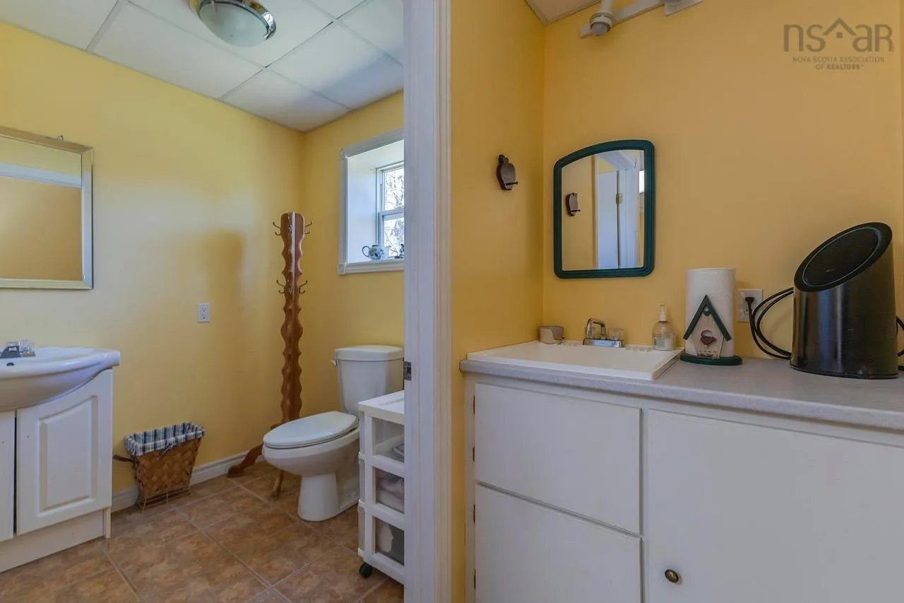 344 Hart Lake Road, Hart Lake, NS B0M 1G0, 3 Bedrooms Bedrooms, ,2 BathroomsBathrooms,Residential,For Sale,Hart Lake,202511530