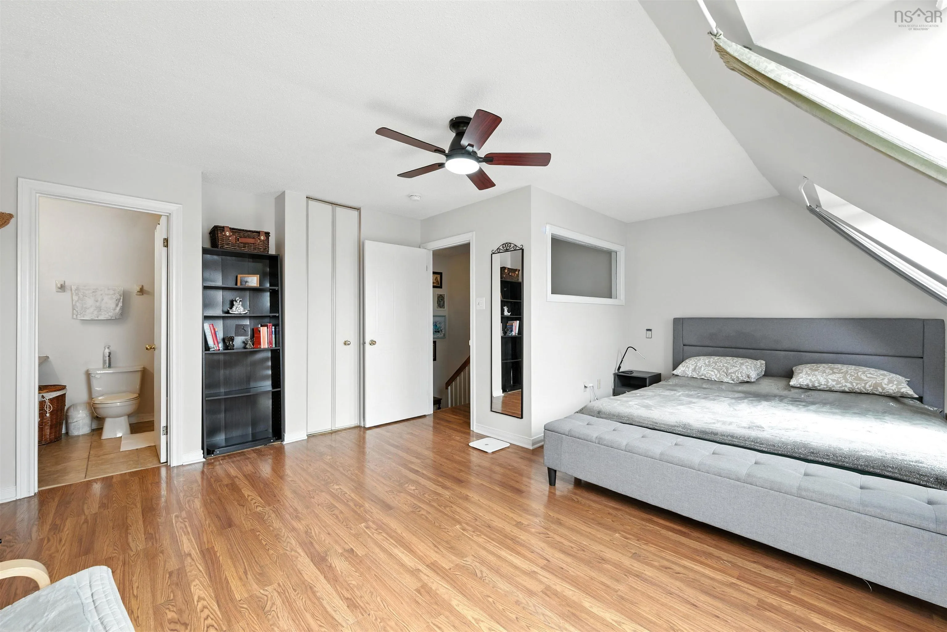 8-77 Collins Grove, Dartmouth, NS B2W 4G3, 3 Bedrooms Bedrooms, ,2 BathroomsBathrooms,Residential,For Sale,Collins,202518223