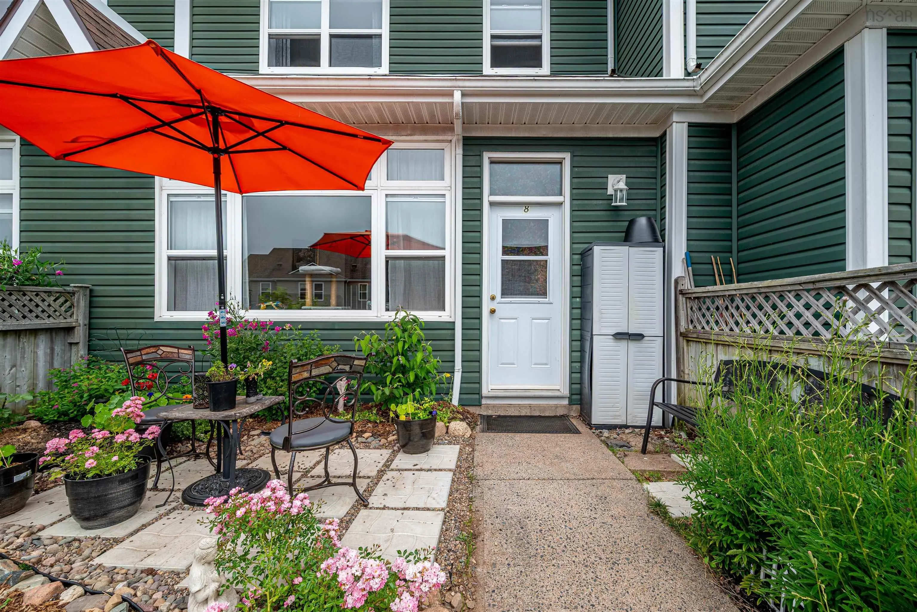 8-77 Collins Grove, Dartmouth, NS B2W 4G3, 3 Bedrooms Bedrooms, ,2 BathroomsBathrooms,Residential,For Sale,Collins,202518223