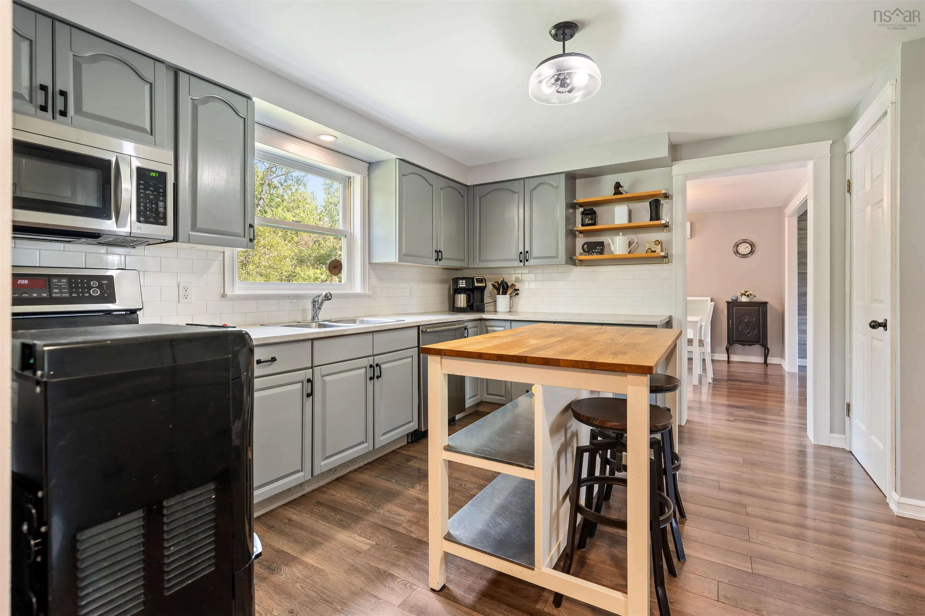 3264 Highway 6, Waldegrave, NS B0K 1V0, 6 Bedrooms Bedrooms, ,4 BathroomsBathrooms,Residential,For Sale,Highway 6,202519287