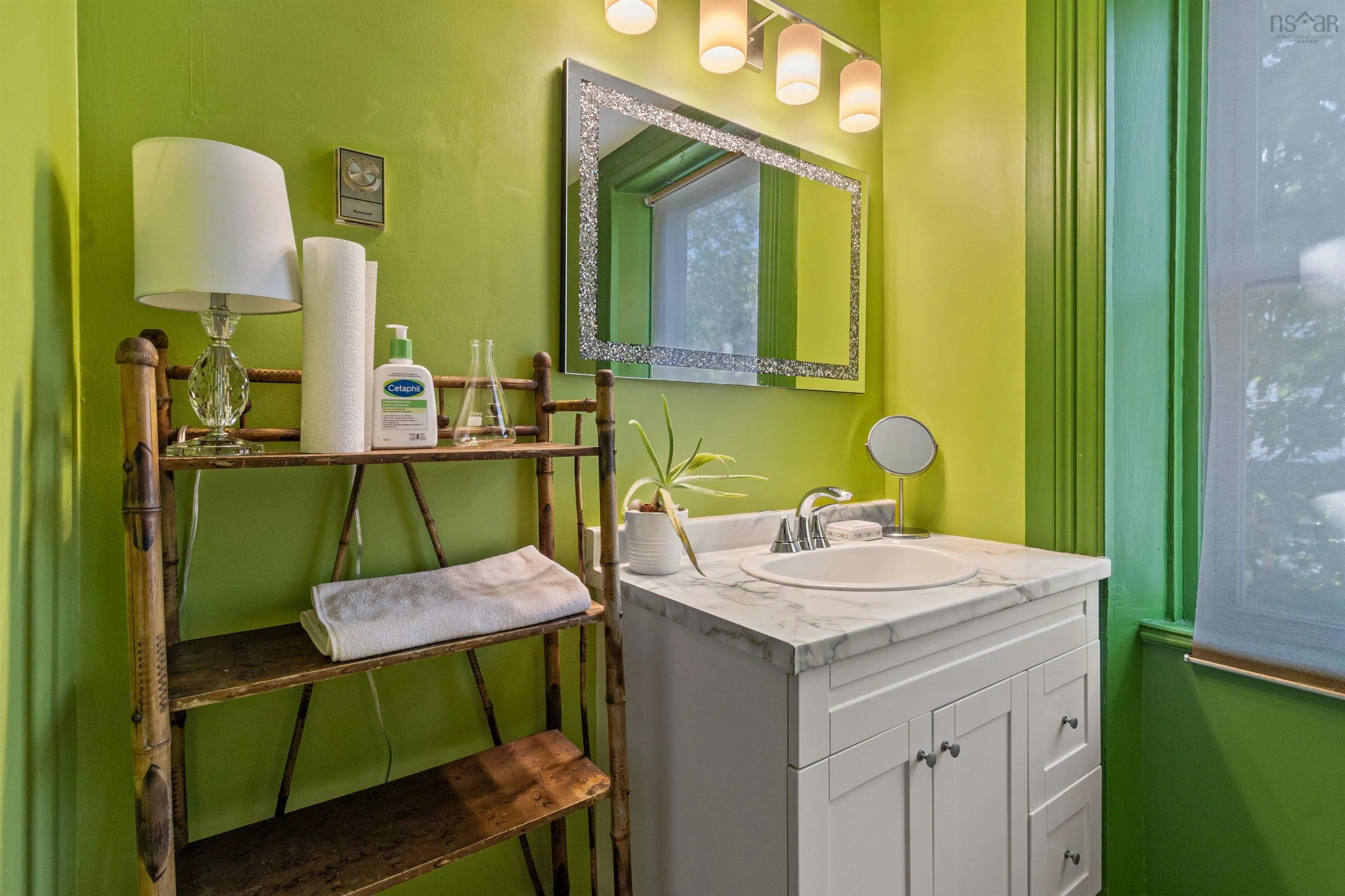 21-1300 Queen Street, Halifax, NS B3J 2H5, 2 Bedrooms Bedrooms, ,1 BathroomBathrooms,Residential,For Sale,Queen,202515970