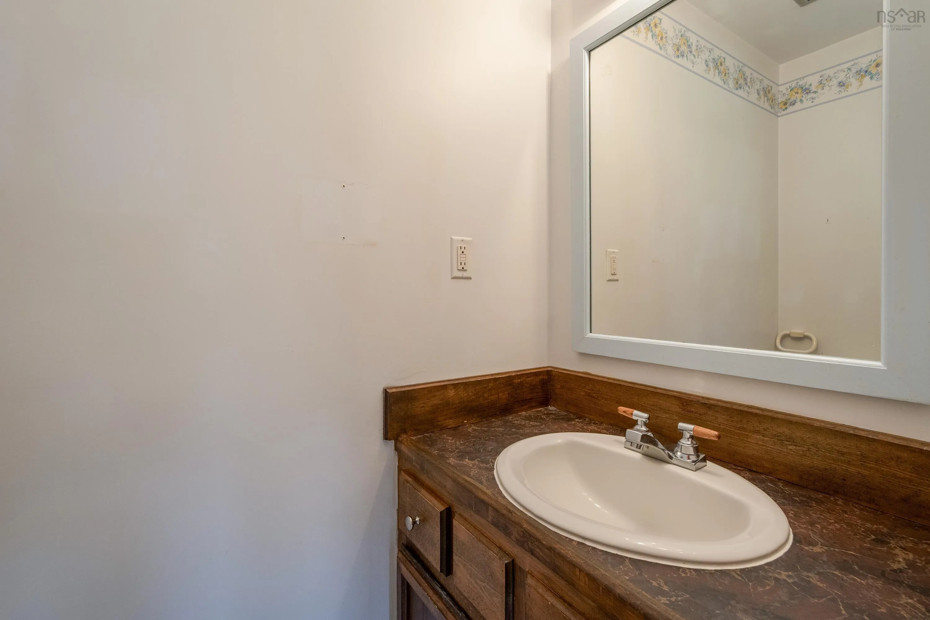 117 Etter Road, Mount Uniacke, NS B0N 1Z0, 3 Bedrooms Bedrooms, ,2 BathroomsBathrooms,Residential,For Sale,Etter,202518180