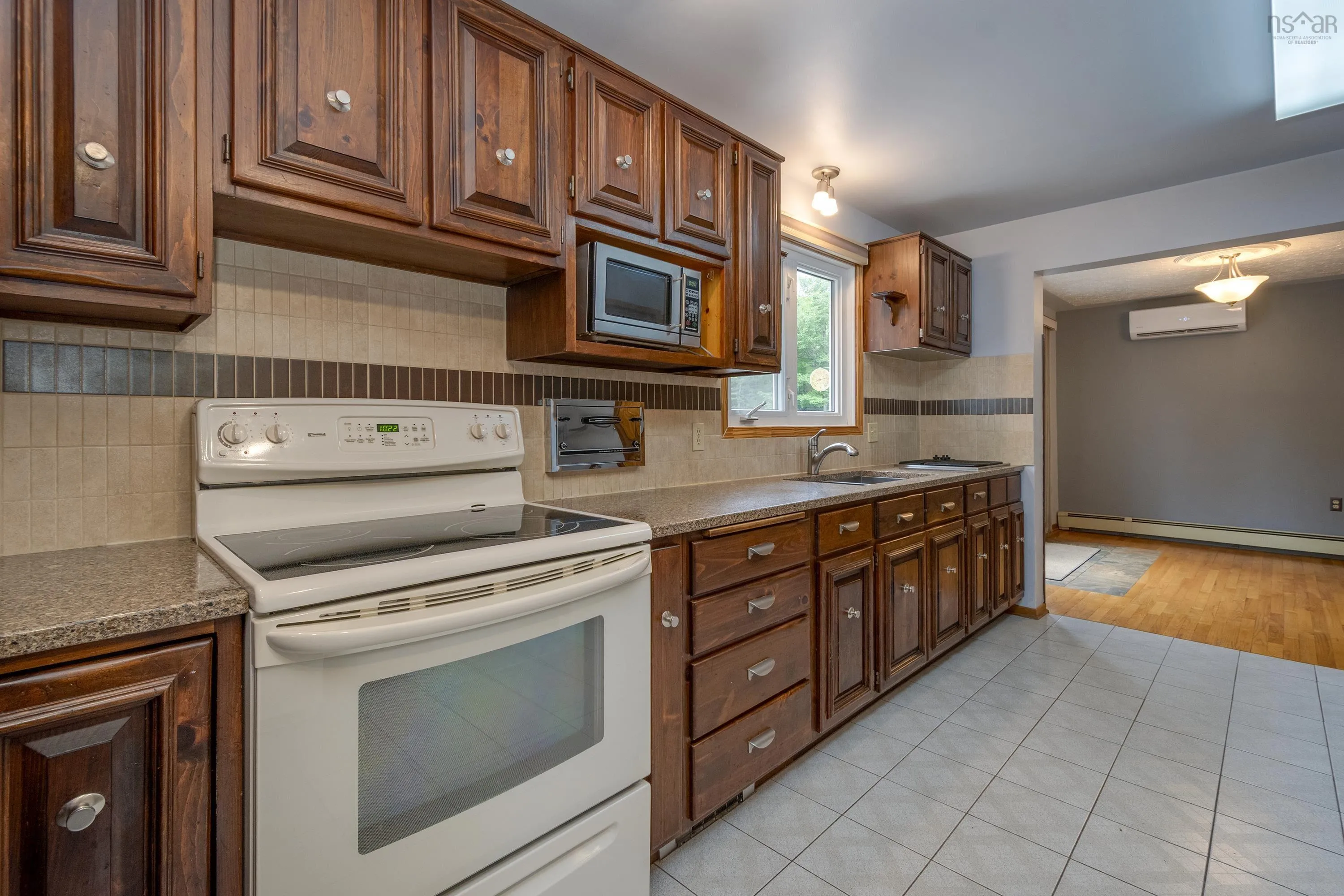 117 Etter Road, Mount Uniacke, NS B0N 1Z0, 3 Bedrooms Bedrooms, ,2 BathroomsBathrooms,Residential,For Sale,Etter,202518180