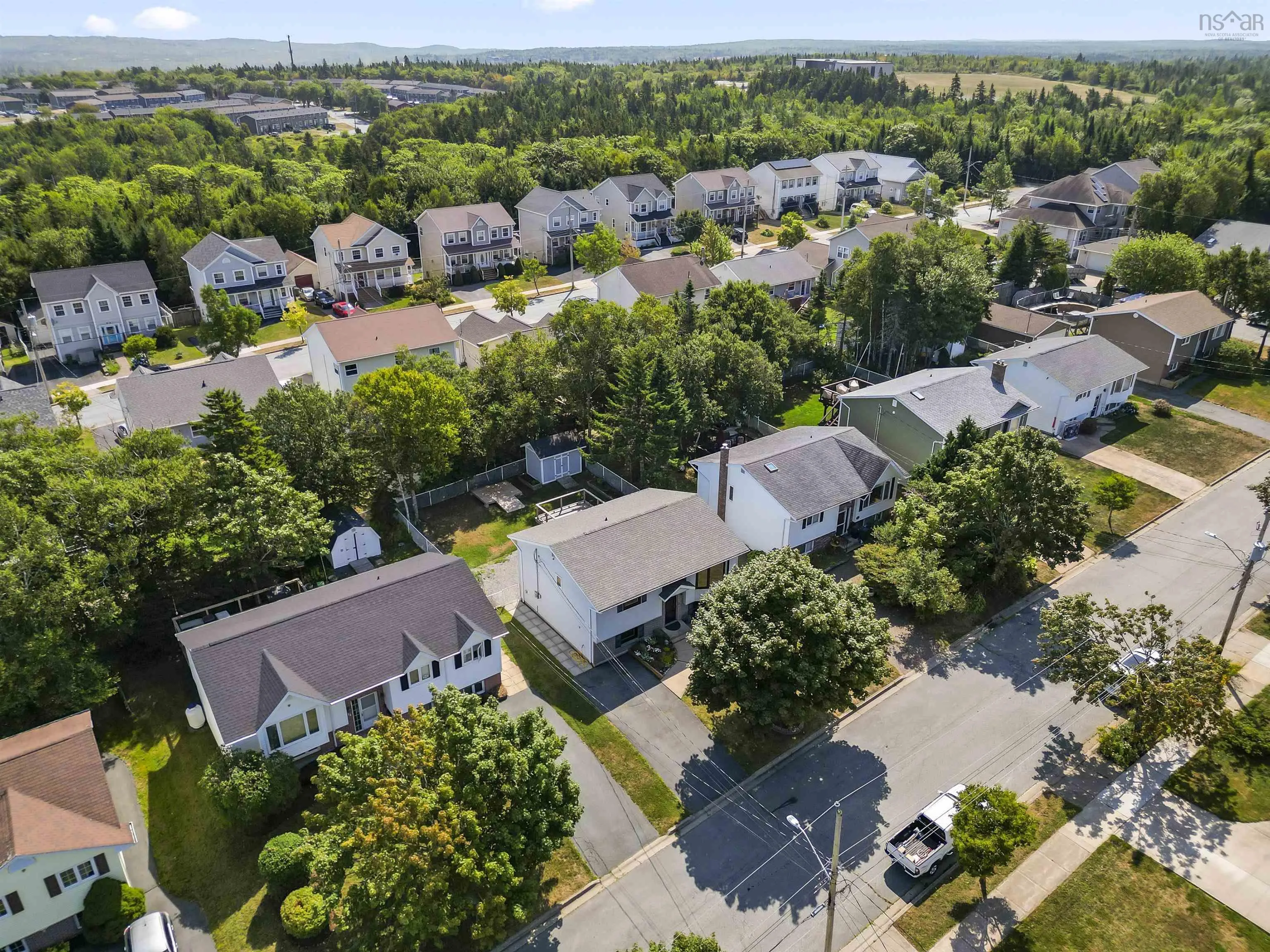 26 Feldspar Crescent, Halifax, NS B3R 2M2, 4 Bedrooms Bedrooms, ,2 BathroomsBathrooms,Residential,For Sale,Feldspar,202521145