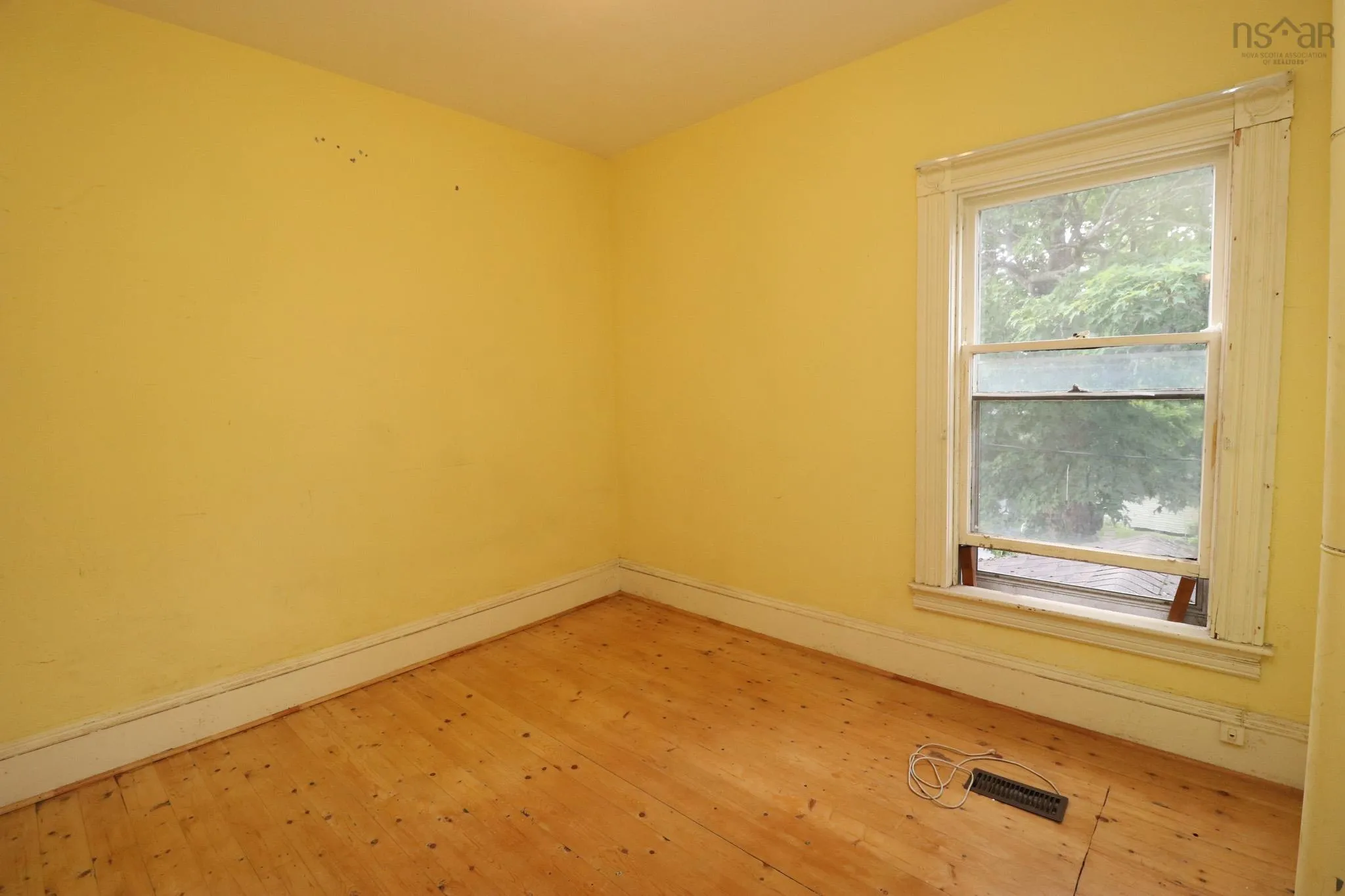 8 Lansdoon Place, Truro, NS B2N 2G1, 5 Bedrooms Bedrooms, ,3 BathroomsBathrooms,Residential,For Sale,Lansdoon,202522474