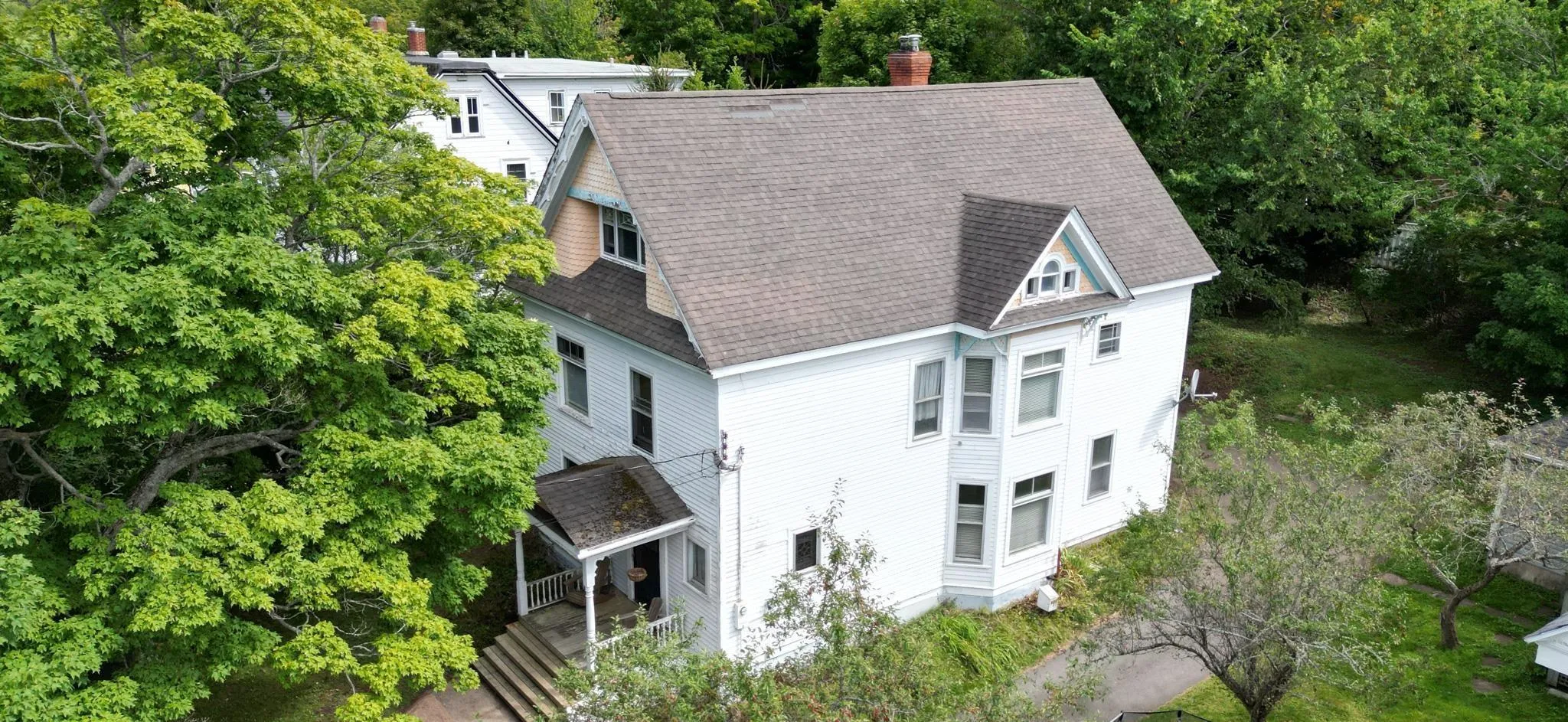 8 Lansdoon Place, Truro, NS B2N 2G1, 5 Bedrooms Bedrooms, ,3 BathroomsBathrooms,Residential,For Sale,Lansdoon,202522474