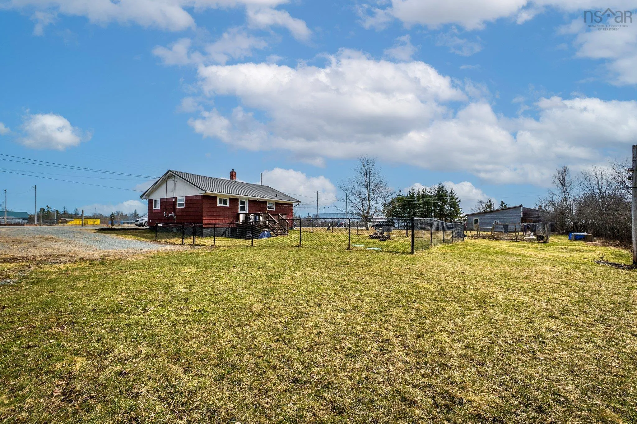 171 Exhibition Grounds Road, Middle Musquodoboit Ns B0n 1x0, 2 Bedrooms Bedrooms, ,1 BathroomBathrooms,Residential,For Sale,Exhibition Grounds,202507735