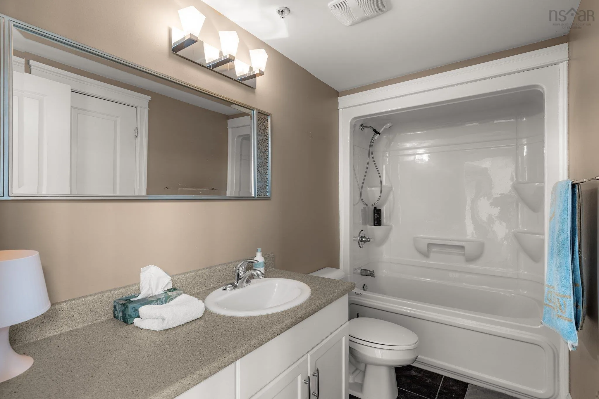 60 Walter Havill Drive, Halifax, NS B3N 0A7, 2 Bedrooms Bedrooms, ,2 BathroomsBathrooms,Residential,For Sale,Walter Havill,202513281