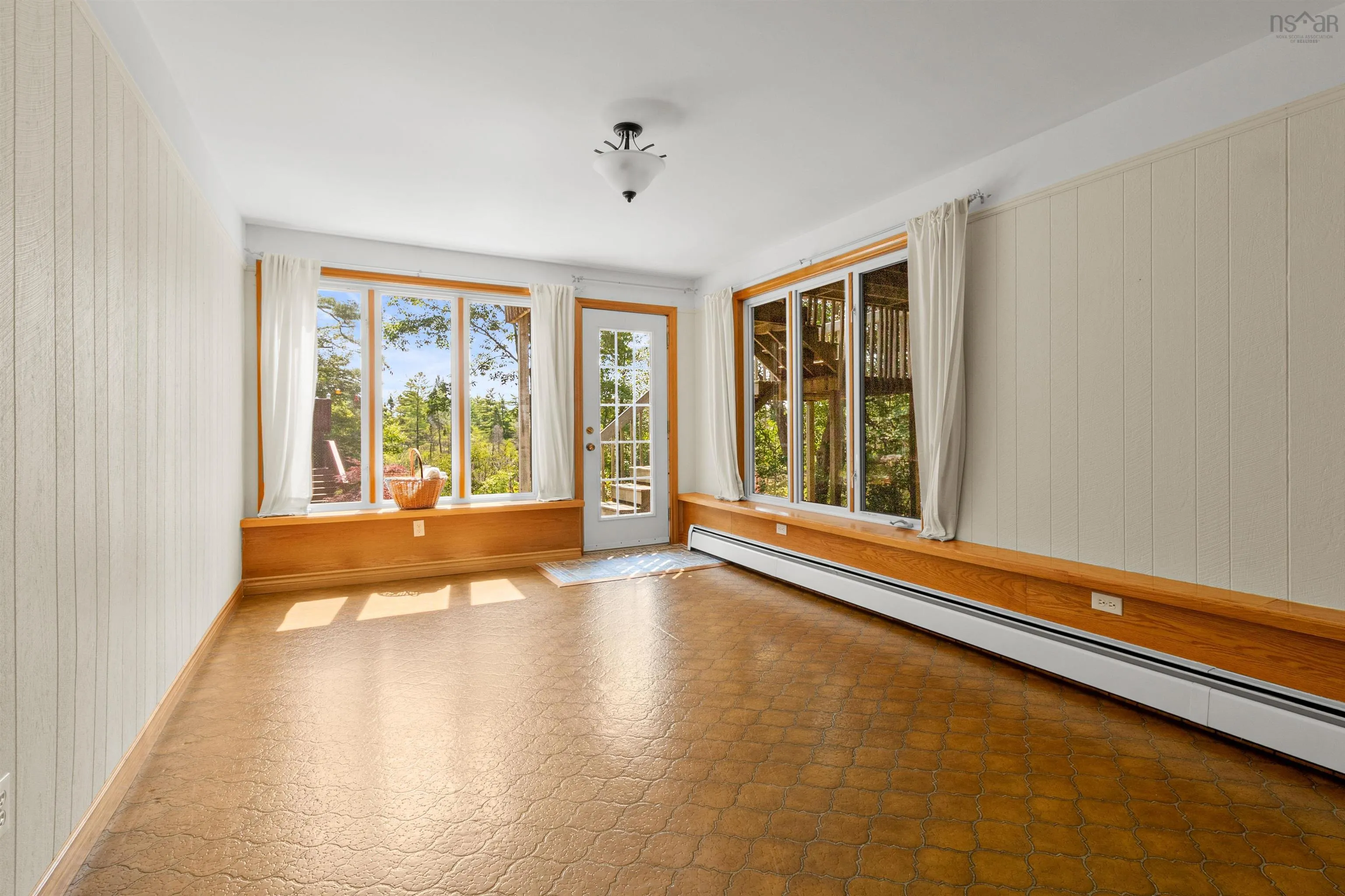 89 Ridge Avenue, Waverley, NS B2R 1G5, 4 Bedrooms Bedrooms, ,3 BathroomsBathrooms,Residential,For Sale,Ridge,202519714