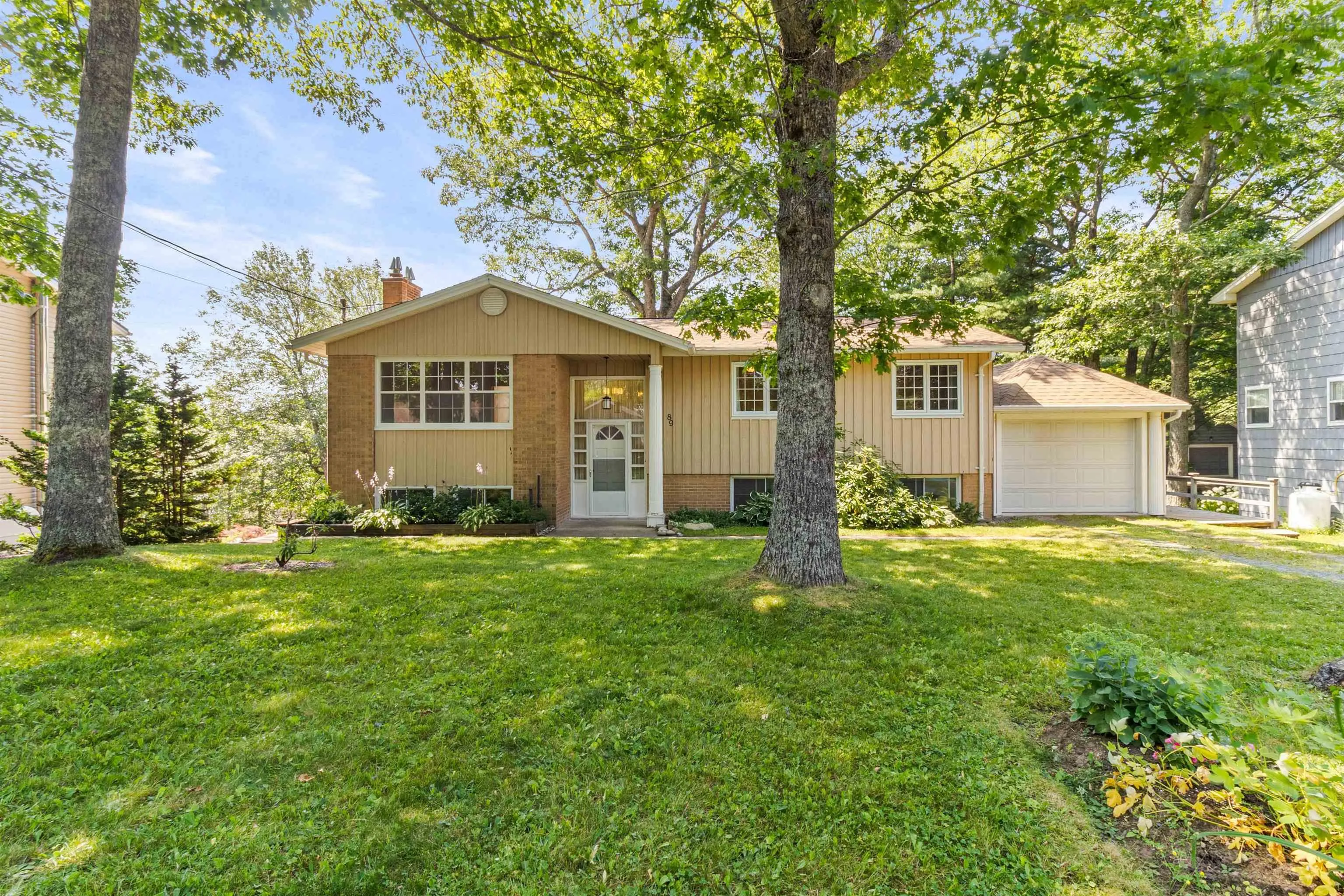 89 Ridge Avenue, Waverley, NS B2R 1G5, 4 Bedrooms Bedrooms, ,3 BathroomsBathrooms,Residential,For Sale,Ridge,202519714