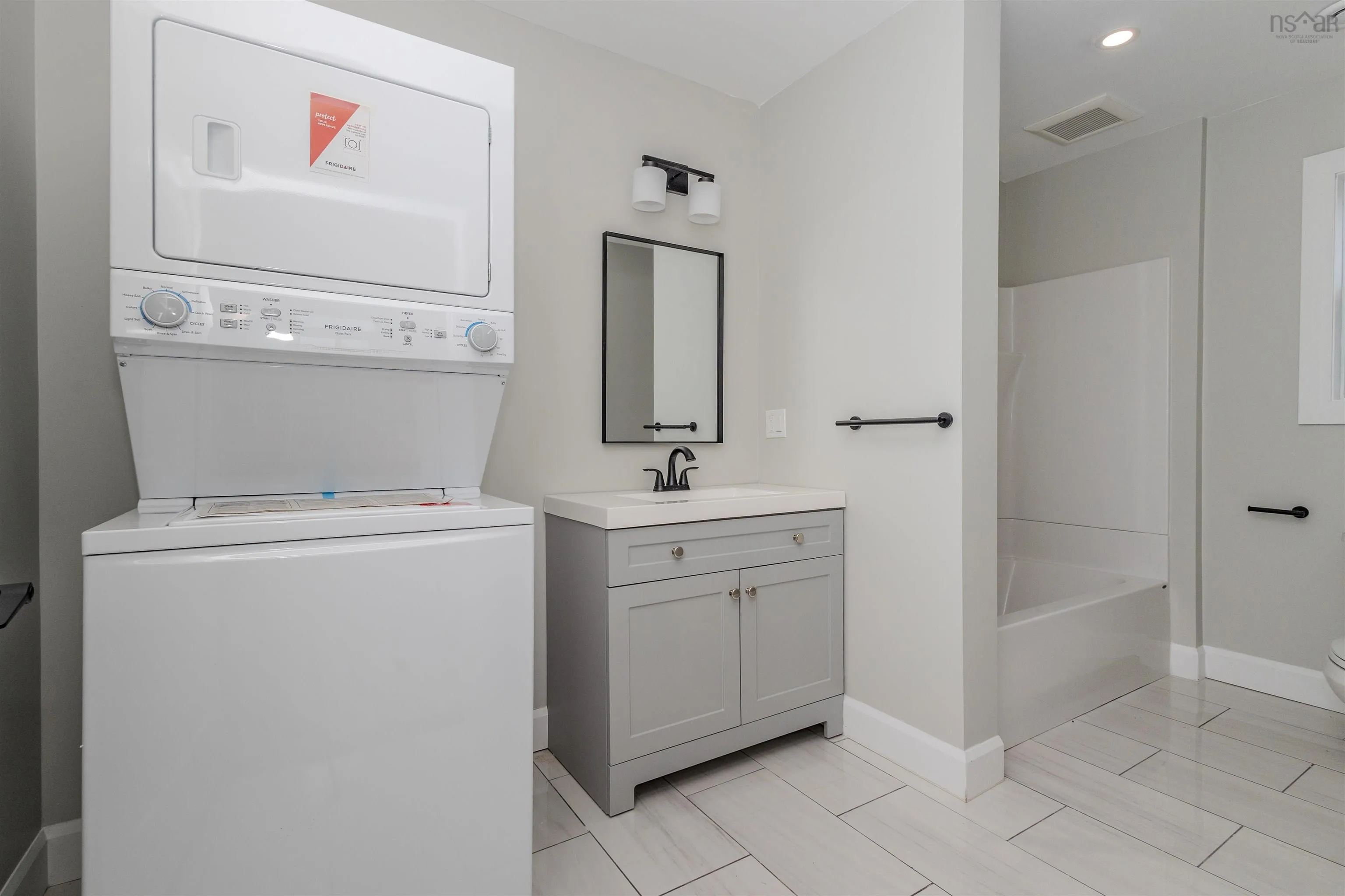 36 Brewer Drive, Mira Gut, NS B1K 2W4, 3 Bedrooms Bedrooms, ,2 BathroomsBathrooms,Residential,For Sale,Brewer,202520816