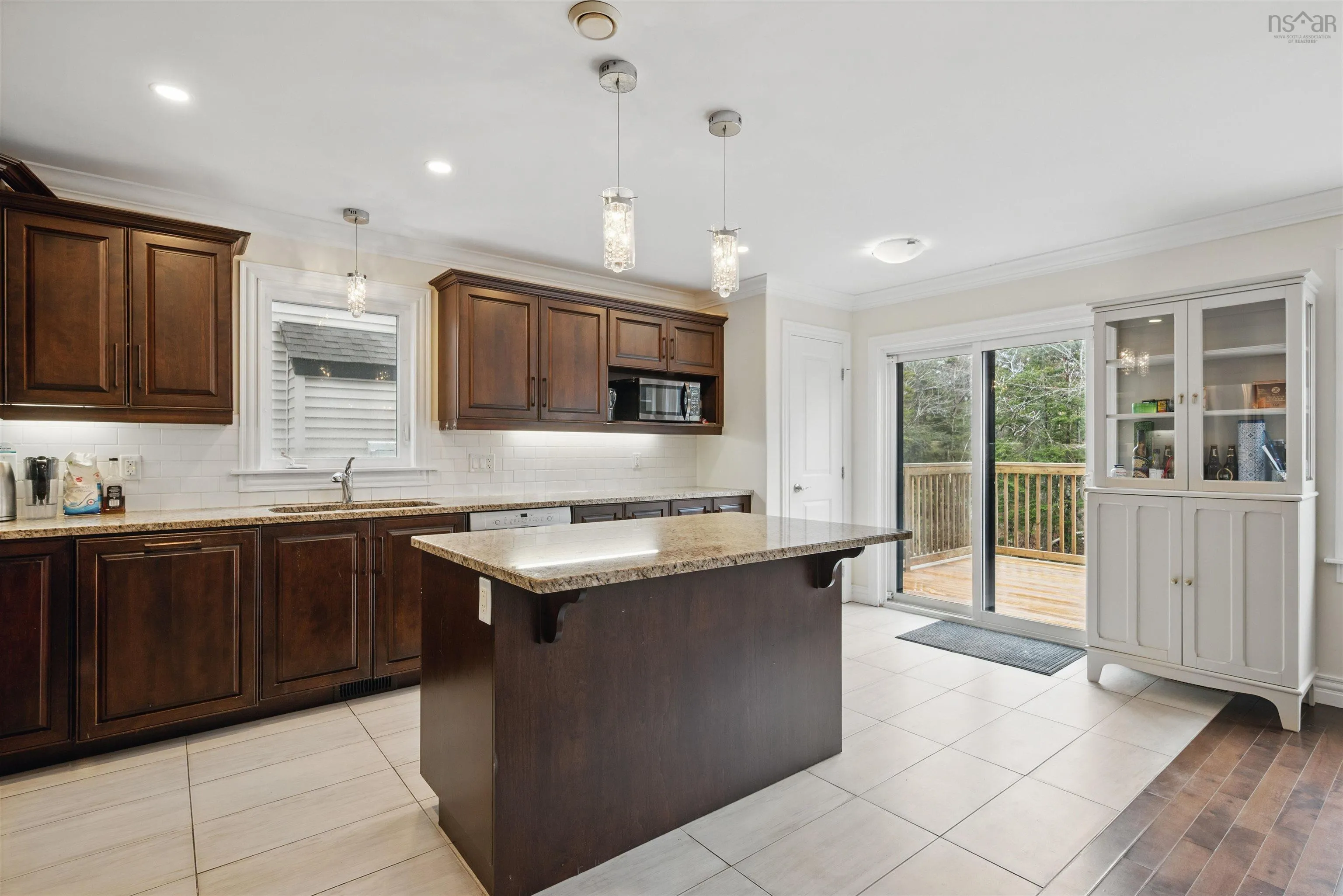292 Fleetview Drive, Halifax Ns B3m 4v4, 4 Bedrooms Bedrooms, ,4 BathroomsBathrooms,Residential,For Sale,Fleetview,202507903