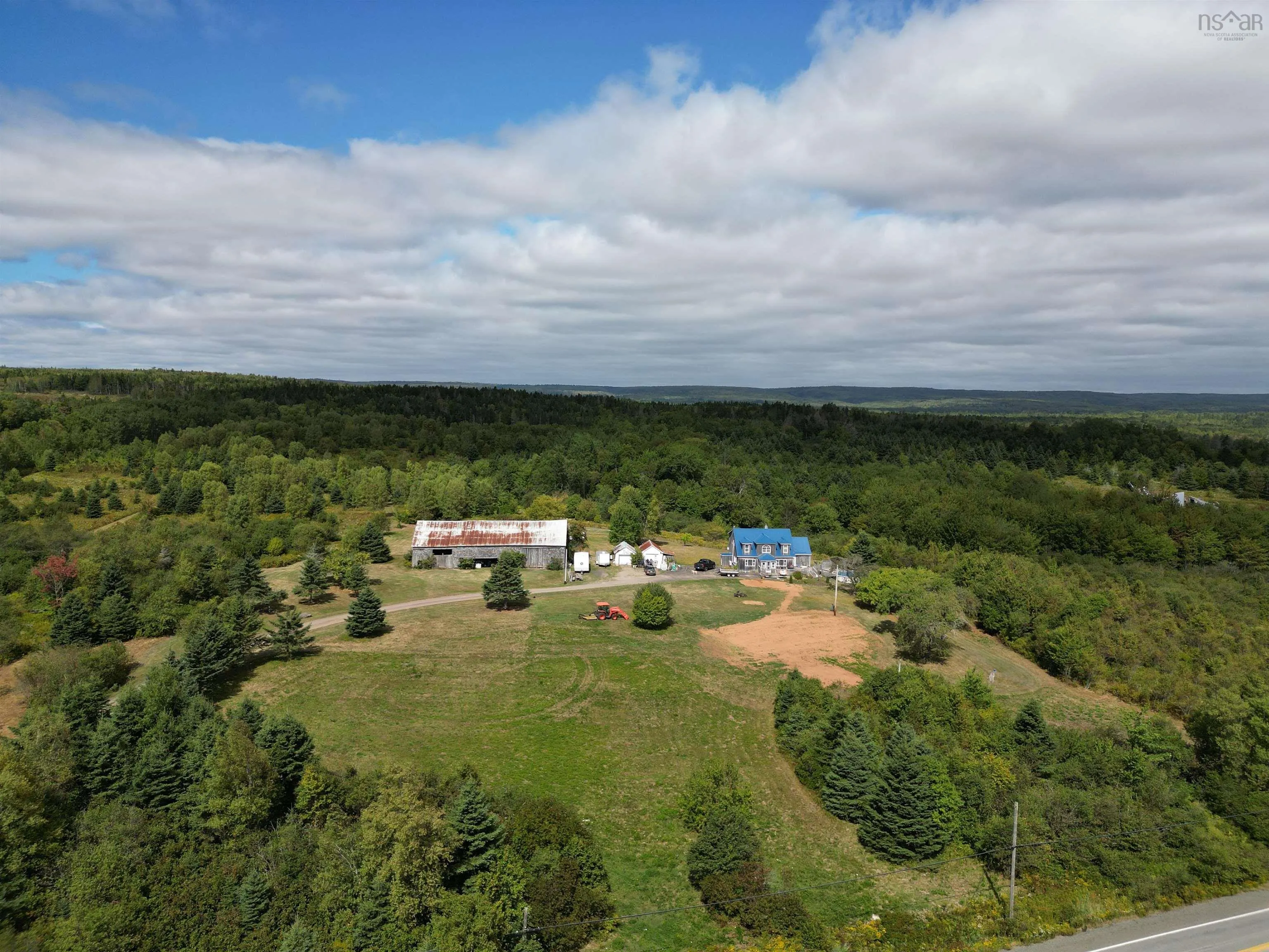 4857 Highway 2 River, Little Bass River, NS B0M 1B0, 3 Bedrooms Bedrooms, ,2 BathroomsBathrooms,Residential,For Sale,Highway 2,202524852