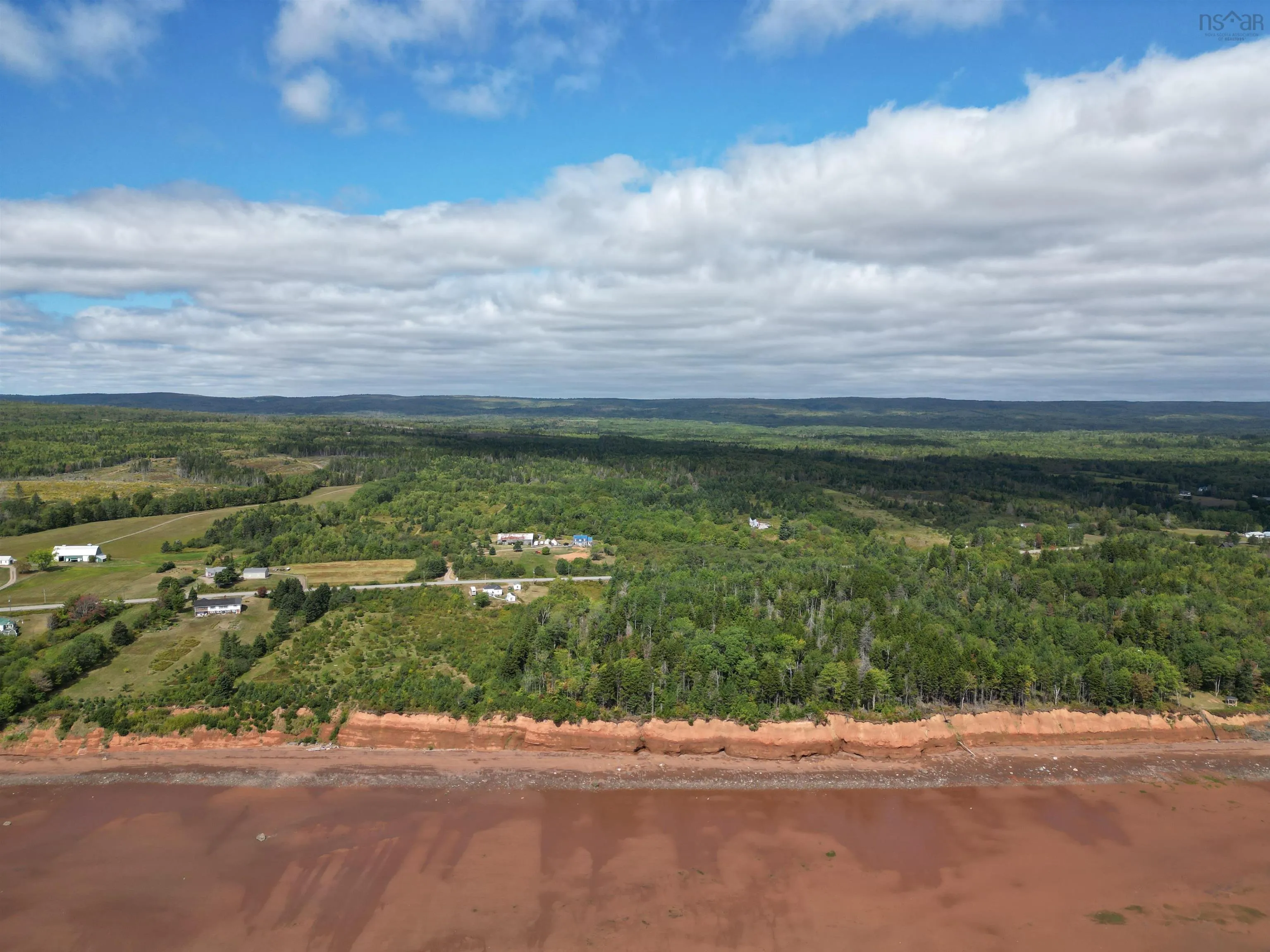 4857 Highway 2 River, Little Bass River, NS B0M 1B0, 3 Bedrooms Bedrooms, ,2 BathroomsBathrooms,Residential,For Sale,Highway 2,202524852