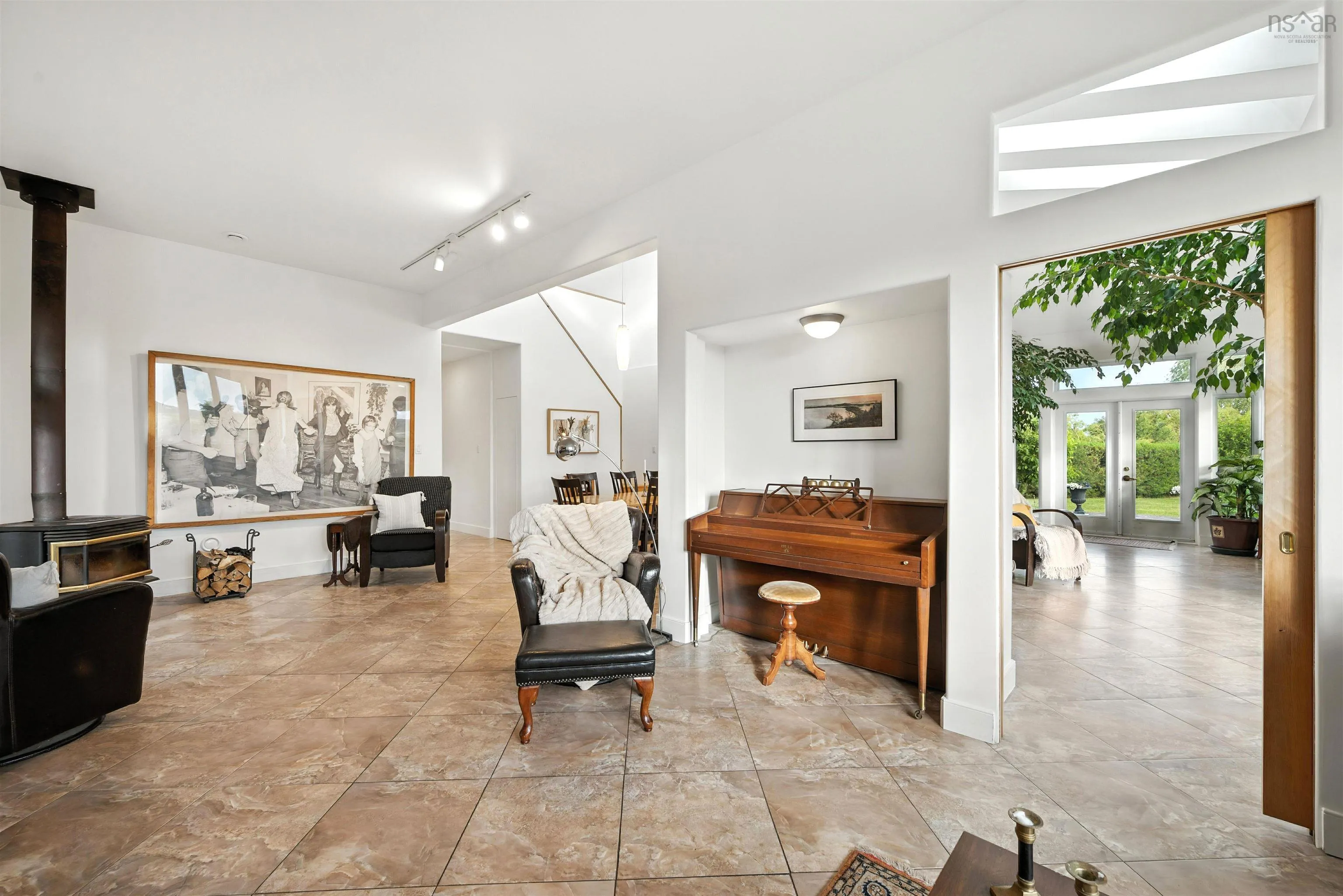 9878 Main Street, Canning, NS B0P 1H0, 5 Bedrooms Bedrooms, ,4 BathroomsBathrooms,Residential,For Sale,Main,202516976