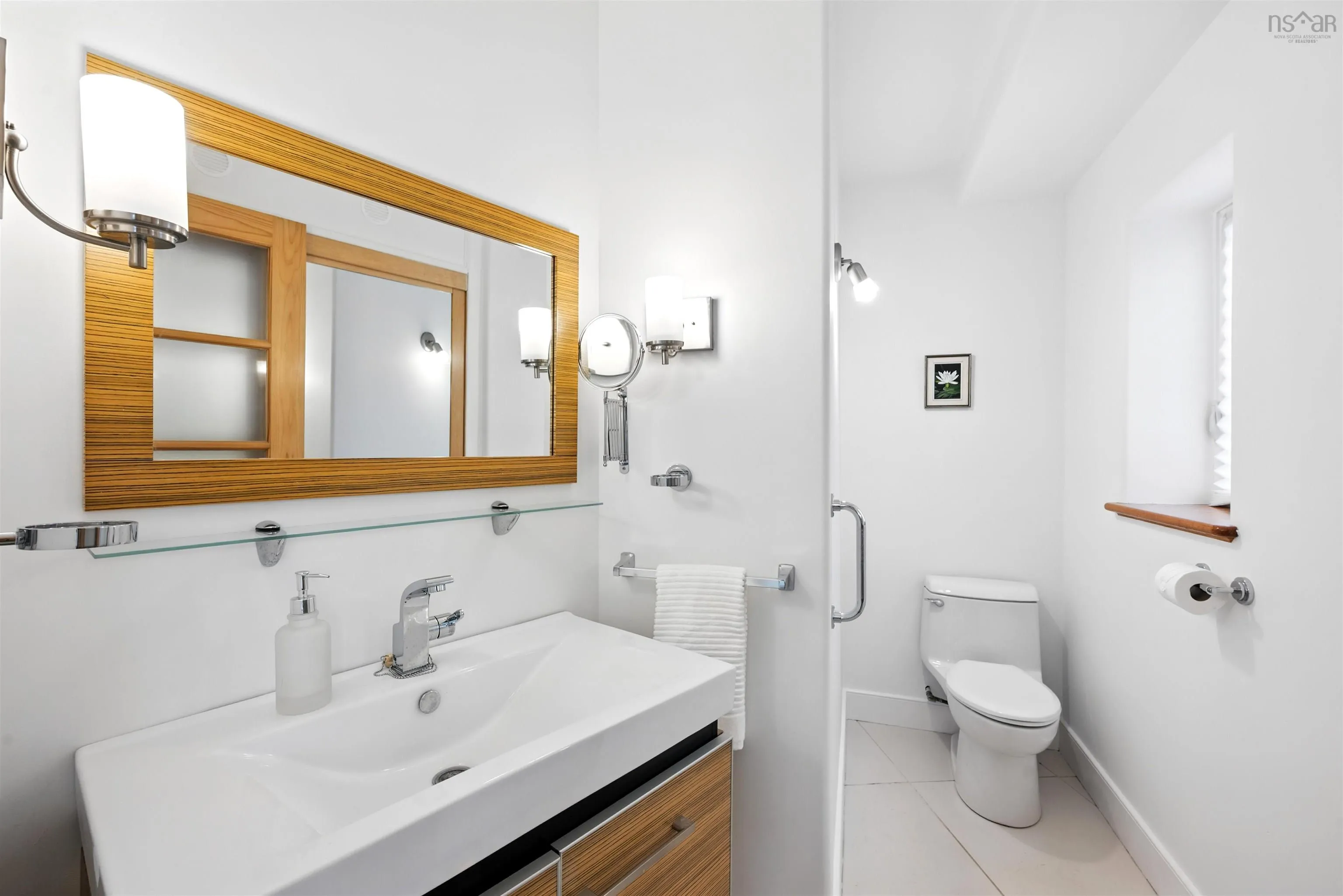 9878 Main Street, Canning, NS B0P 1H0, 5 Bedrooms Bedrooms, ,4 BathroomsBathrooms,Residential,For Sale,Main,202516976