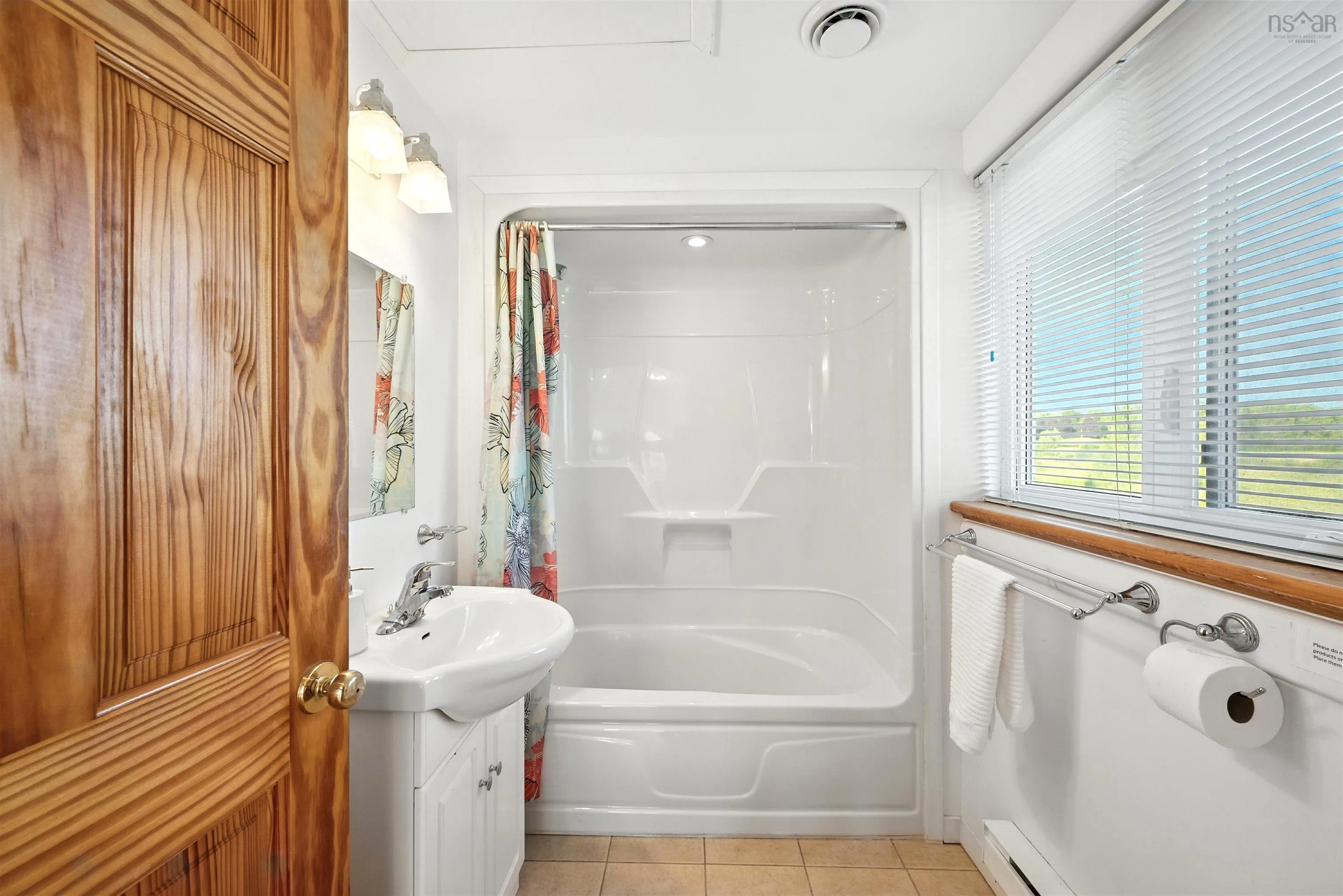 9878 Main Street, Canning, NS B0P 1H0, 5 Bedrooms Bedrooms, ,4 BathroomsBathrooms,Residential,For Sale,Main,202516976