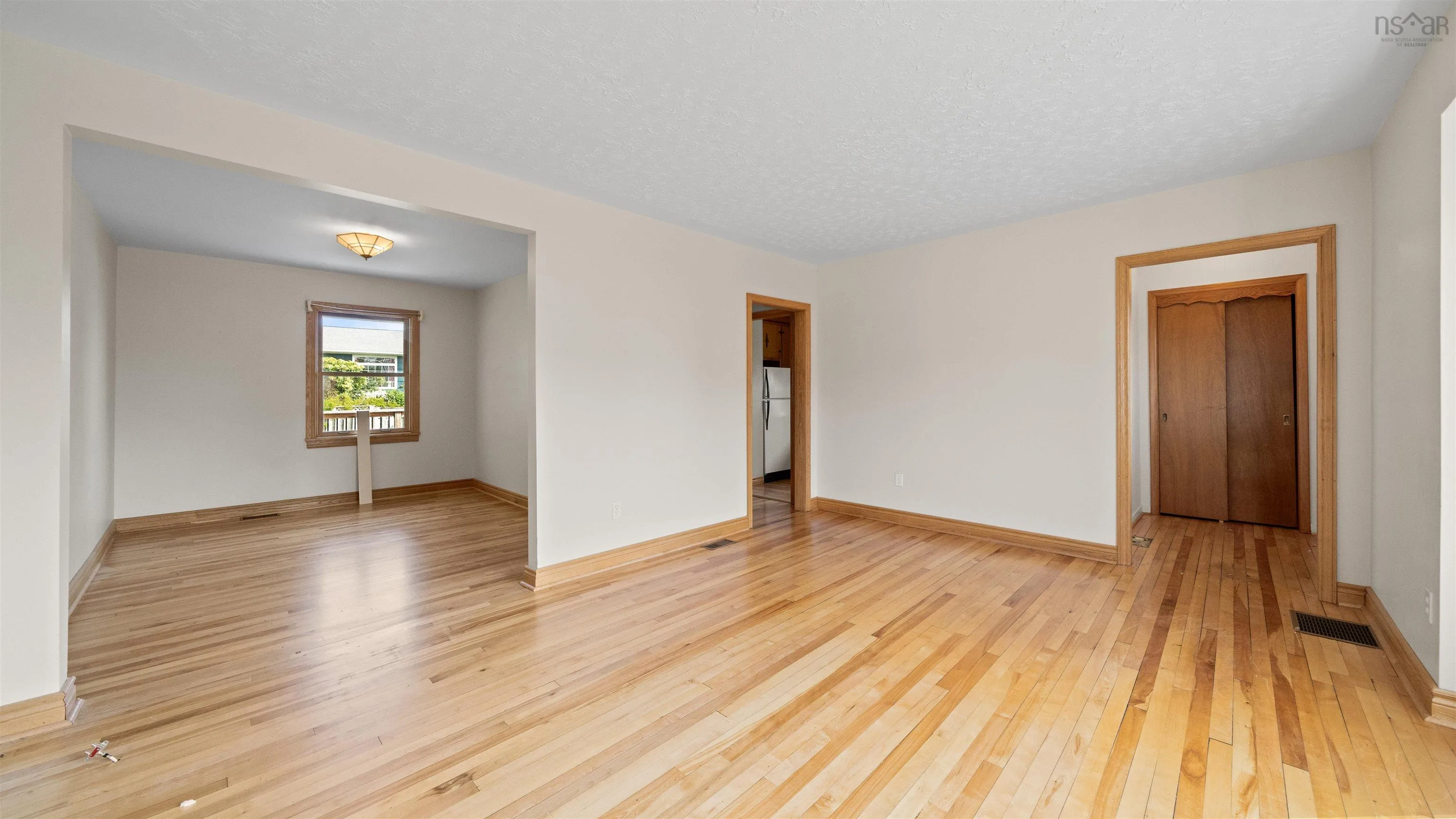 329 Victoria Avenue, New Glasgow, NS B2H 1W6, 2 Bedrooms Bedrooms, ,1 BathroomBathrooms,Residential,For Sale,Victoria,202519952