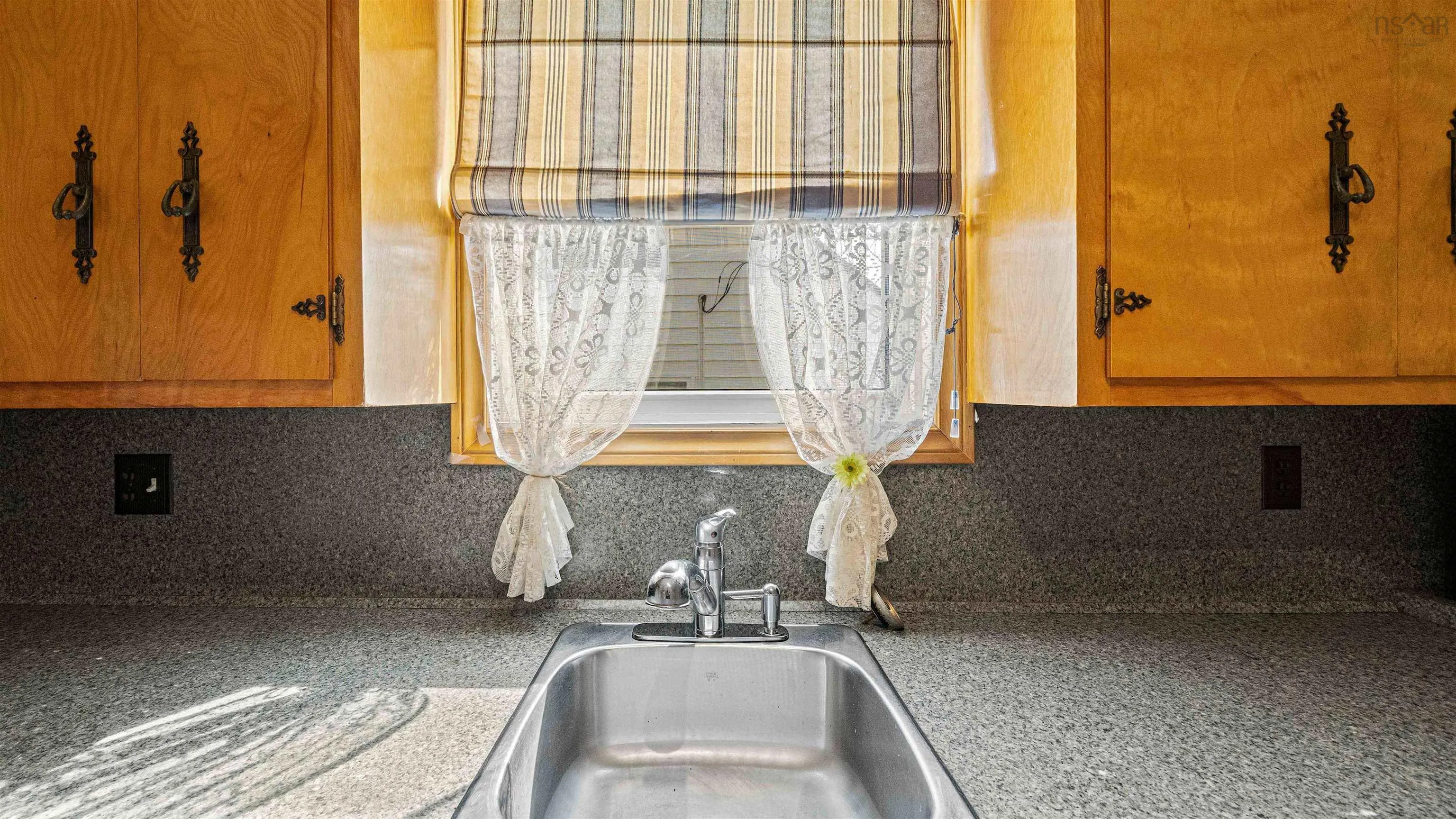329 Victoria Avenue, New Glasgow, NS B2H 1W6, 2 Bedrooms Bedrooms, ,1 BathroomBathrooms,Residential,For Sale,Victoria,202519952
