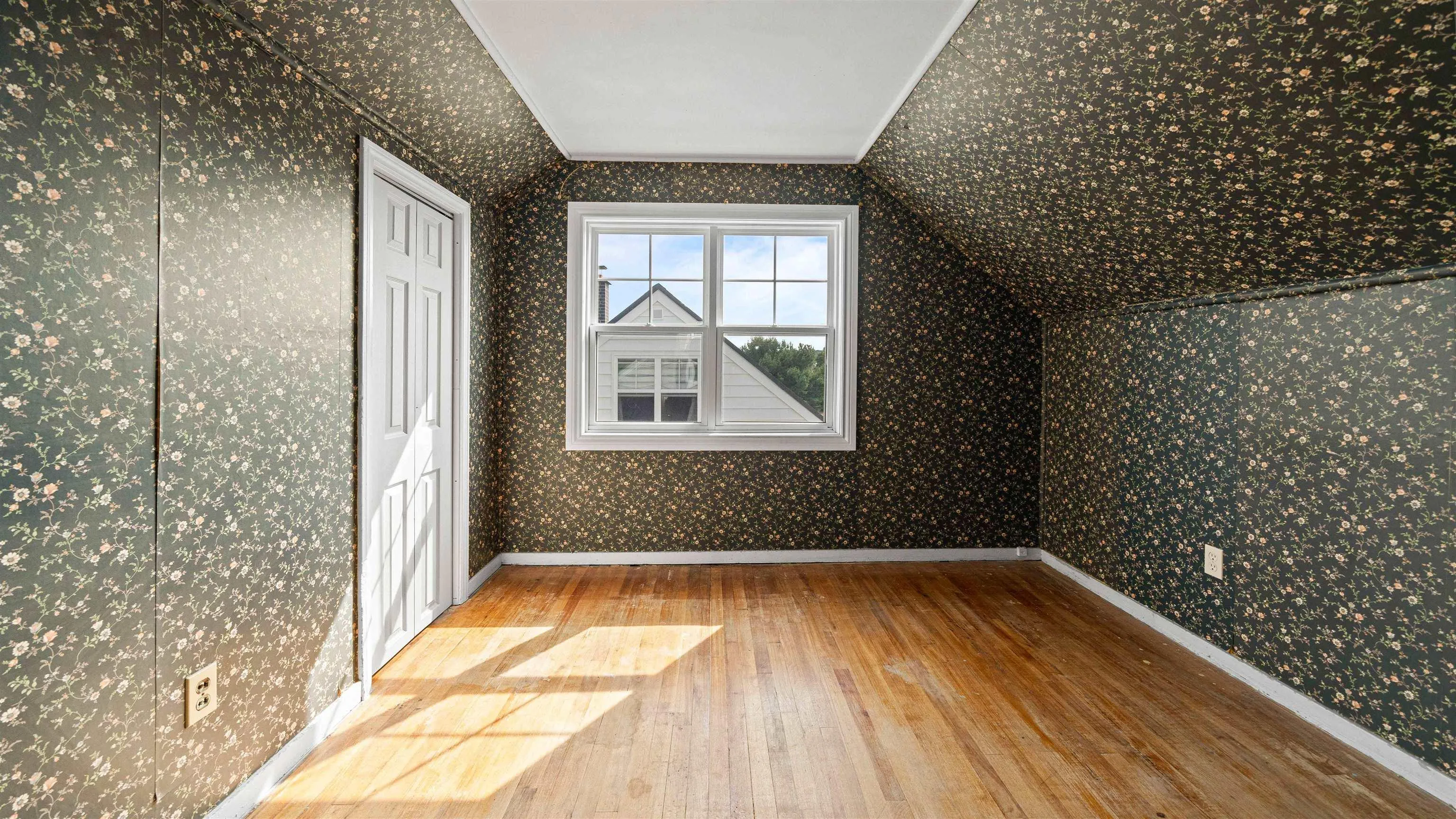 329 Victoria Avenue, New Glasgow, NS B2H 1W6, 2 Bedrooms Bedrooms, ,1 BathroomBathrooms,Residential,For Sale,Victoria,202519952