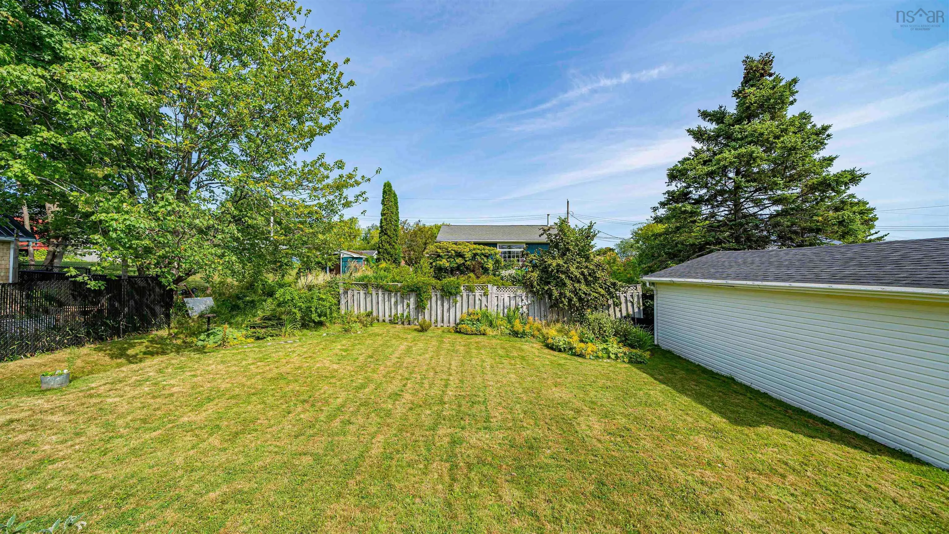 329 Victoria Avenue, New Glasgow, NS B2H 1W6, 2 Bedrooms Bedrooms, ,1 BathroomBathrooms,Residential,For Sale,Victoria,202519952