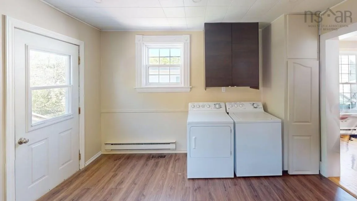 20 Victoria Avenue, Stellarton, NS B0K 0A9, 3 Bedrooms Bedrooms, ,2 BathroomsBathrooms,Residential,For Sale,Victoria,202513574