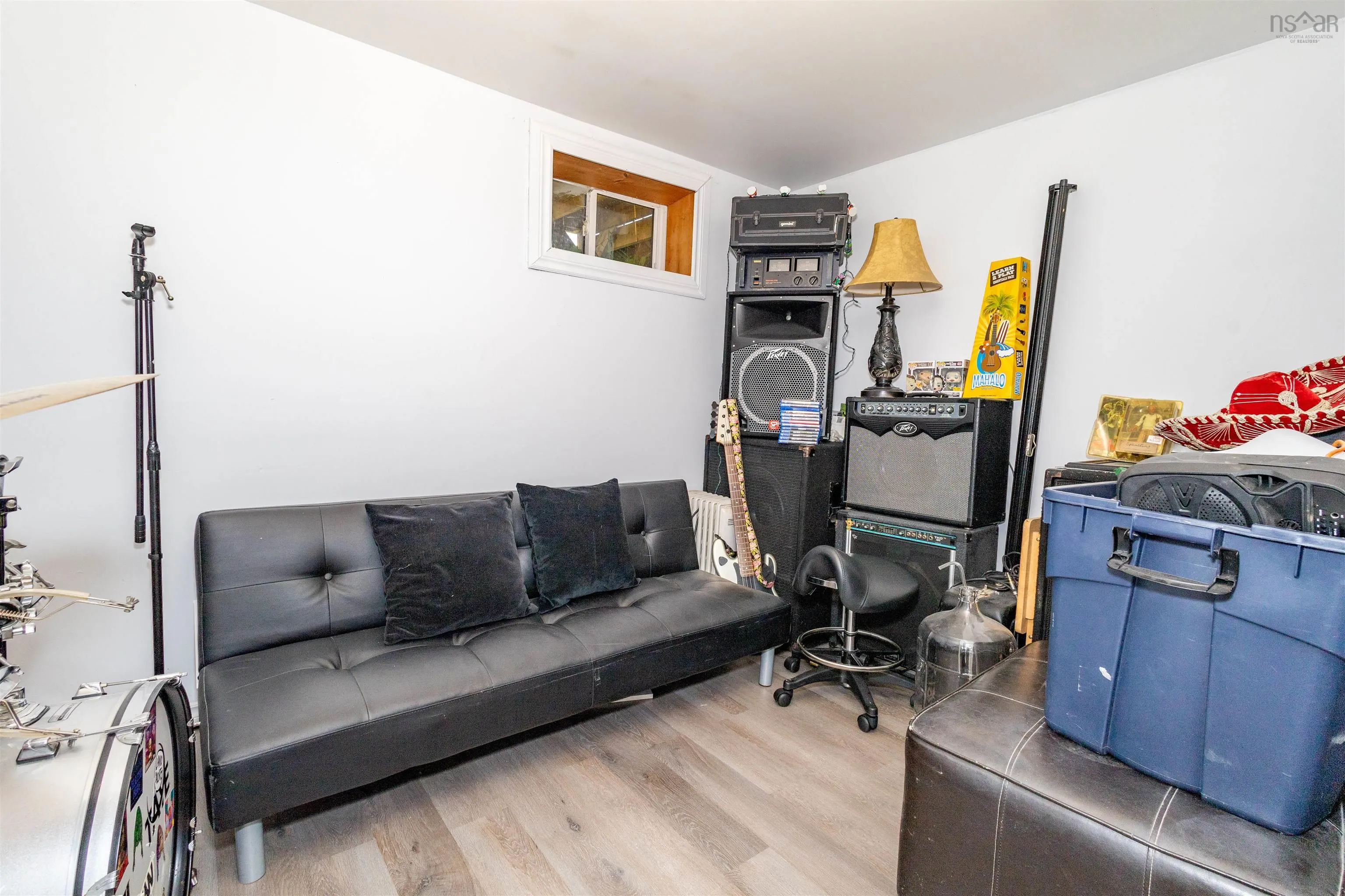 56 Centre Avenue, Donkin, NS B1A 6N3, 5 Bedrooms Bedrooms, ,2 BathroomsBathrooms,Residential,For Sale,Centre,202519369
